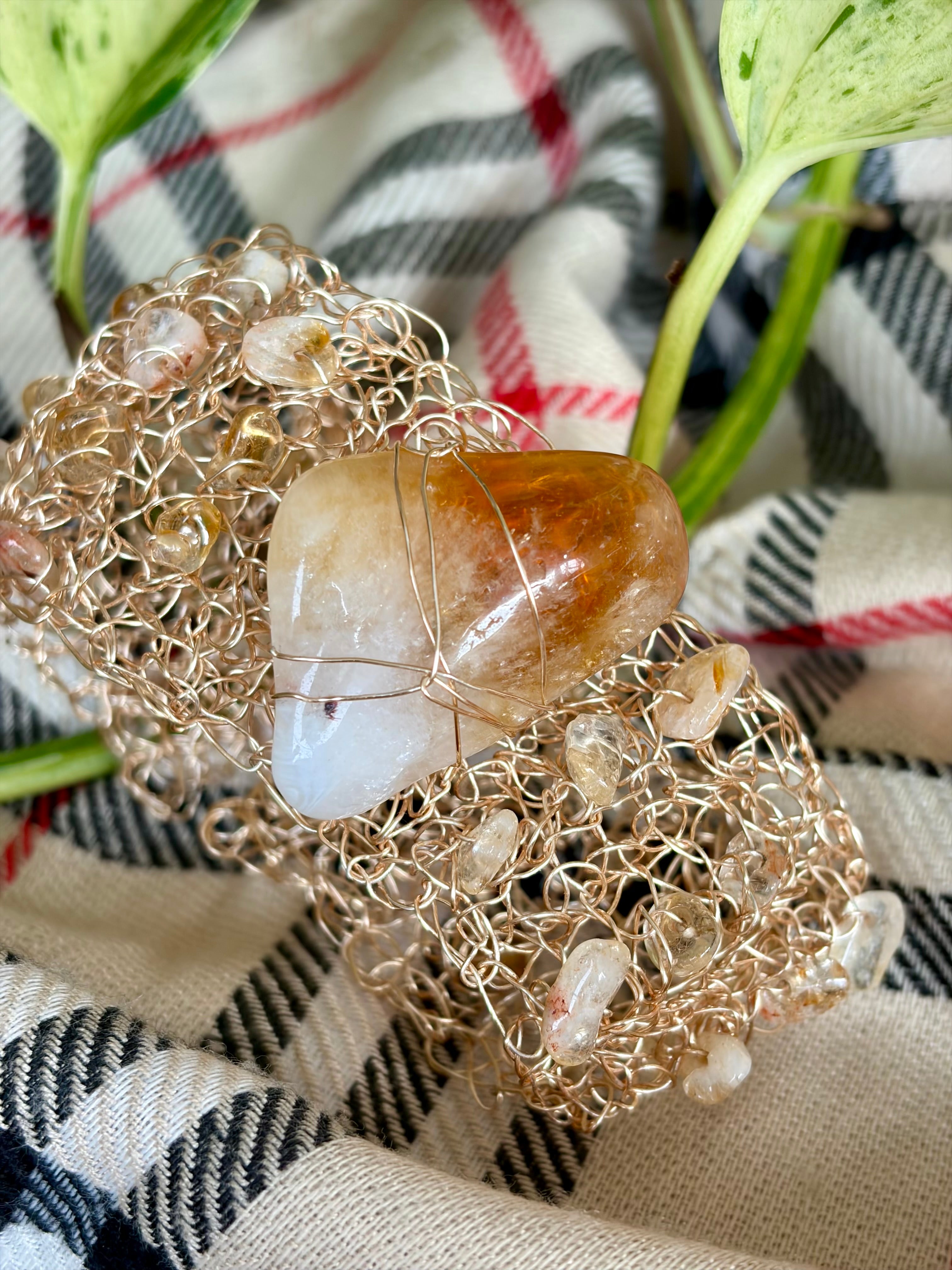 Lumière – Citrine Crochet Bracelet
