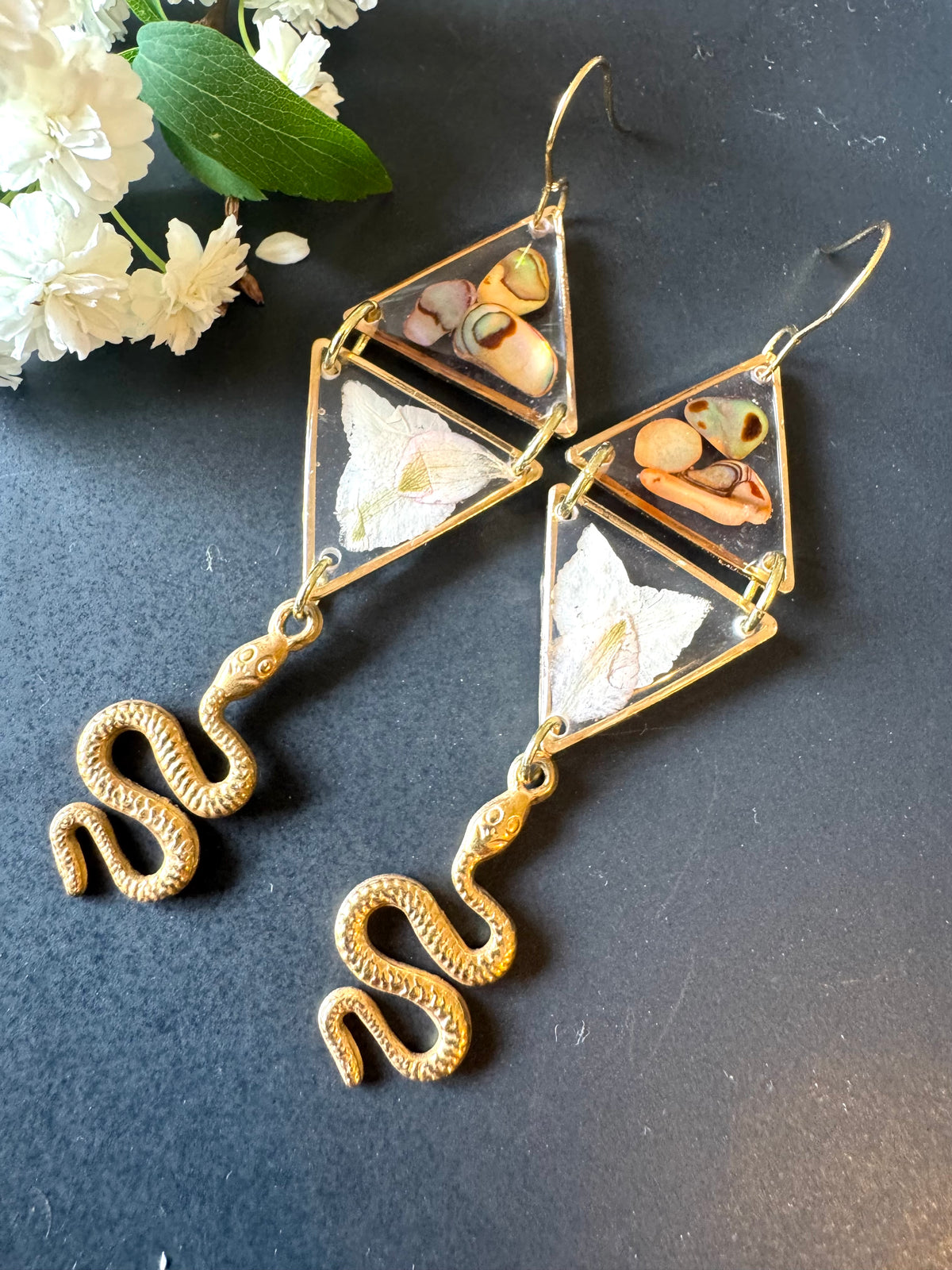 Double triangle cowrie shell and pressed flower resin earrings - gold