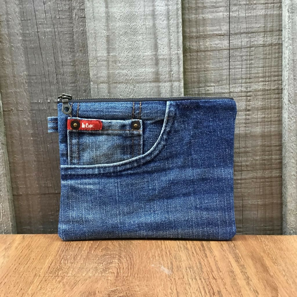 upcycled-denim-purse-32a