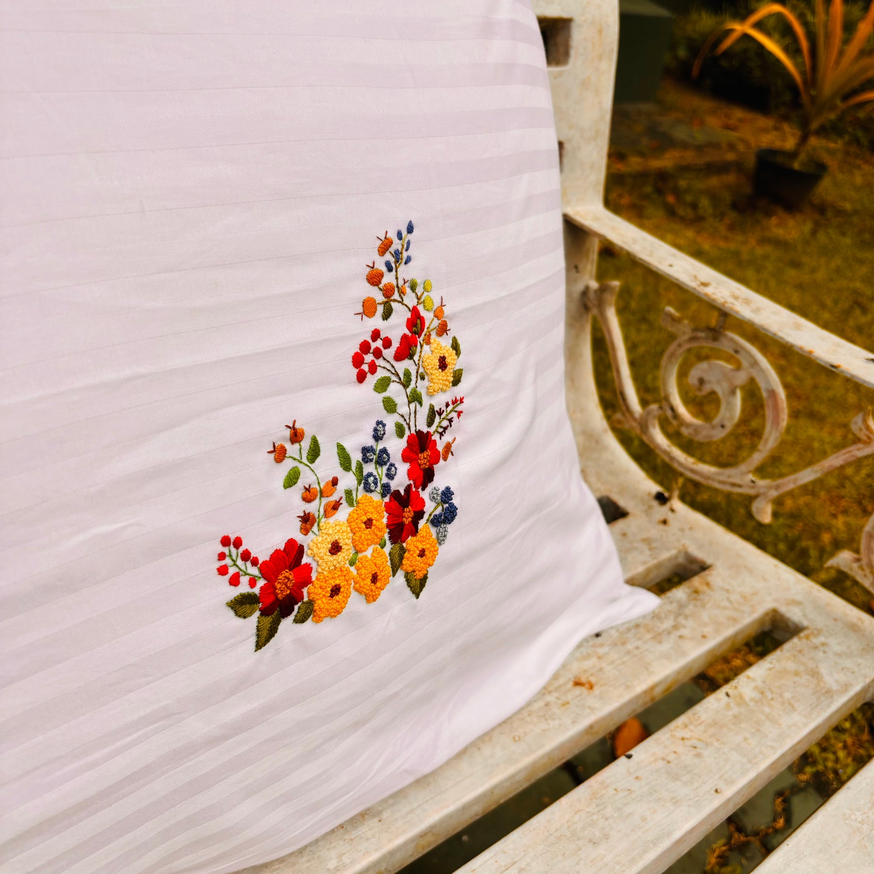 Set of 2 Flower Embroidery Pillow/Cushion Cover