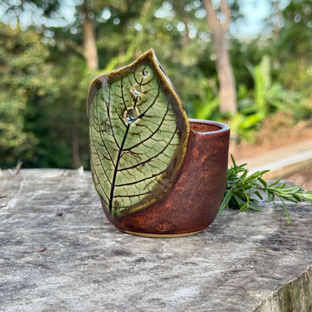 Australian-Ceramic-Pottery-Artist-Ana-Ceramica-Home-Decor-Kitchen-and-Dining-Utensils-and-Cutlery-Herbie-Ceramic-Herb-Stripper-Copper-Moody-Blue-Jade-Wheel-Thrown-Australian-Handmade