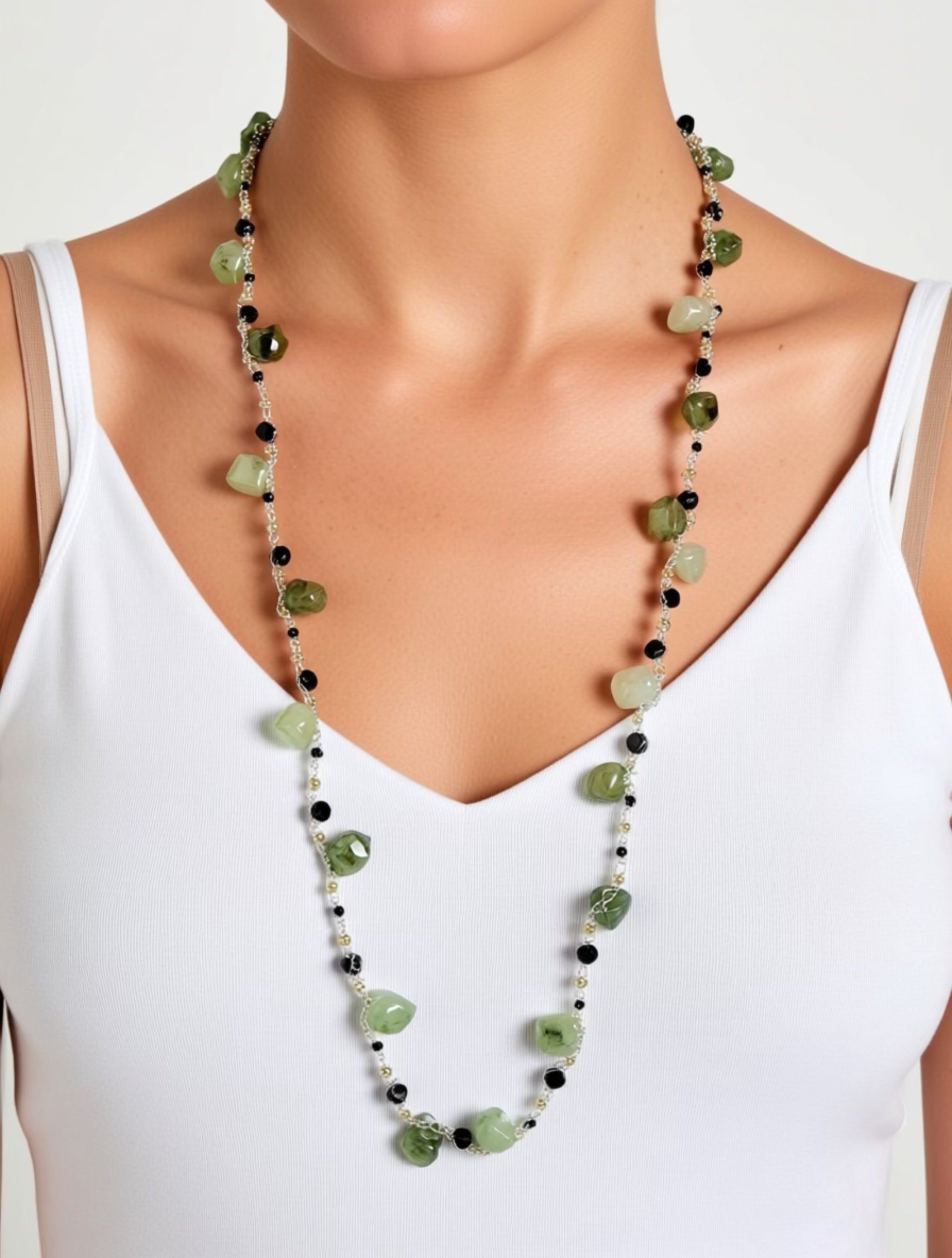 Prehnite & Onyx Crochet Necklace “Dream”