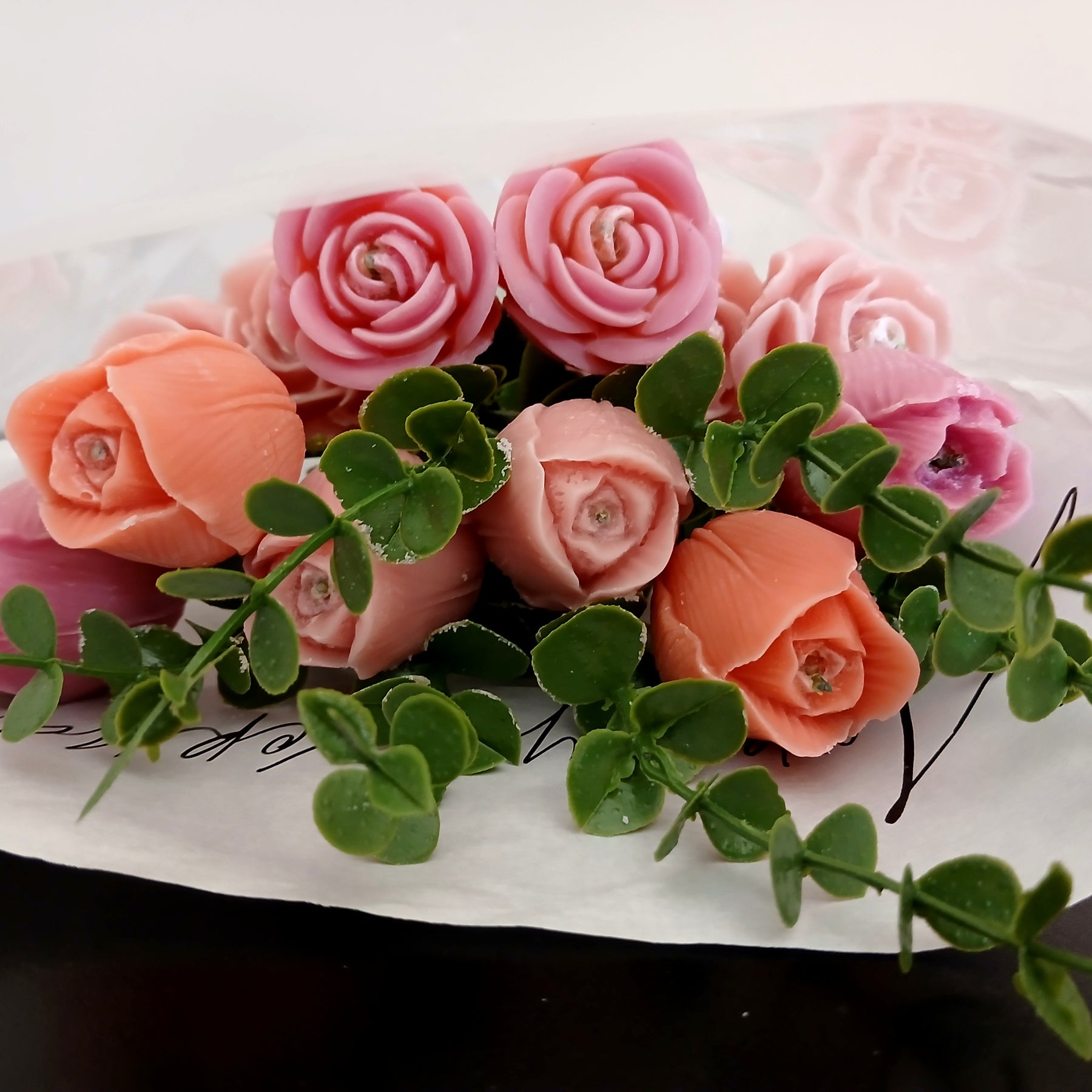 Hand Held Bouquet Black Raspberry & Vanilla