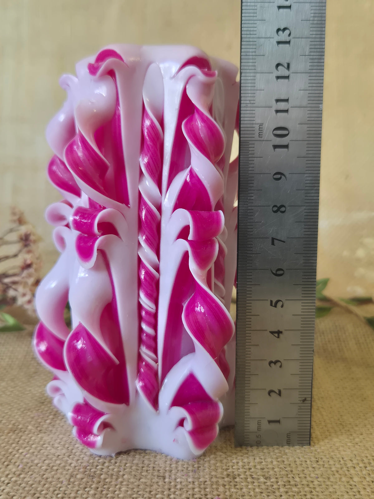 White and Pink 13cm