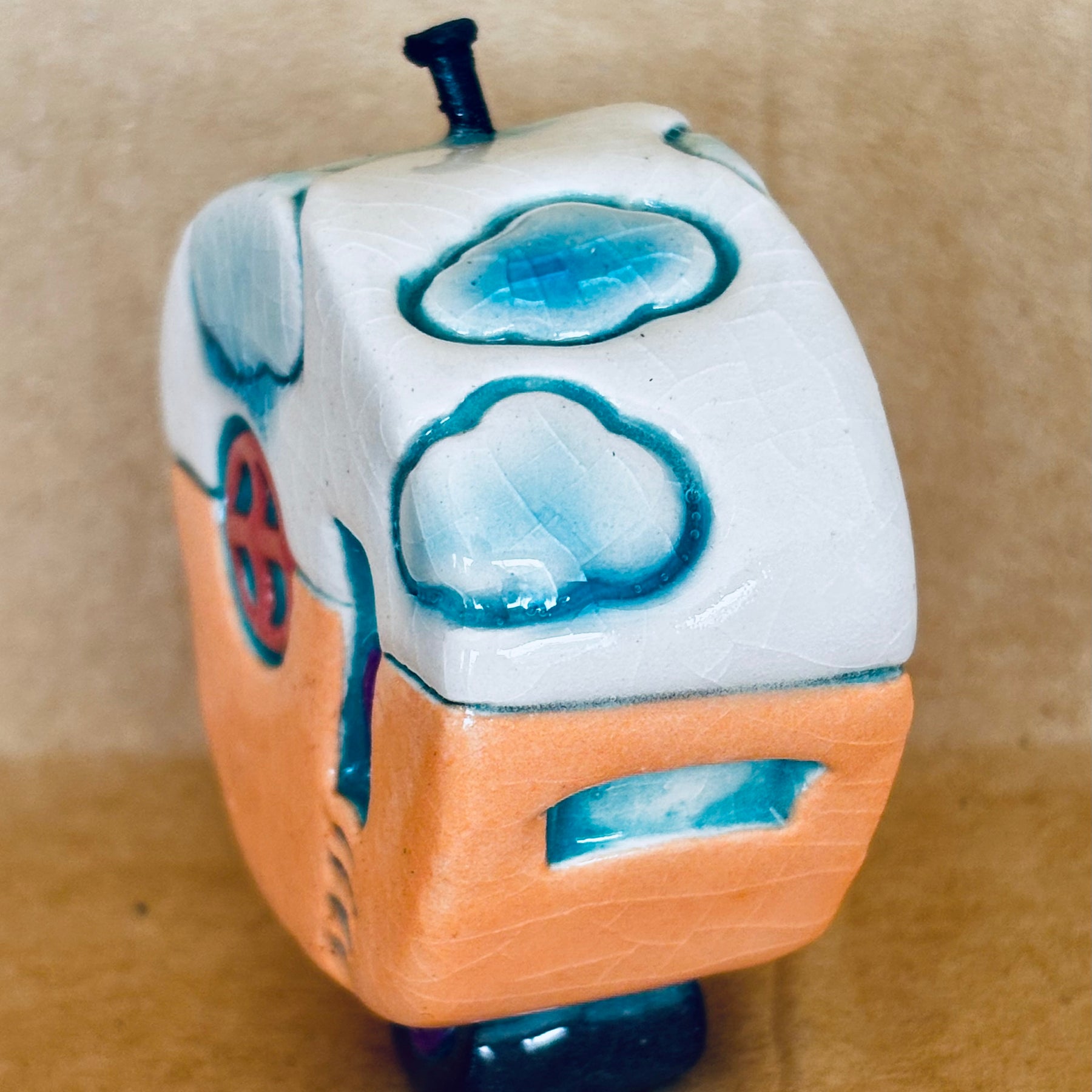 Small Retro Collectable Ceramic Caravan 7