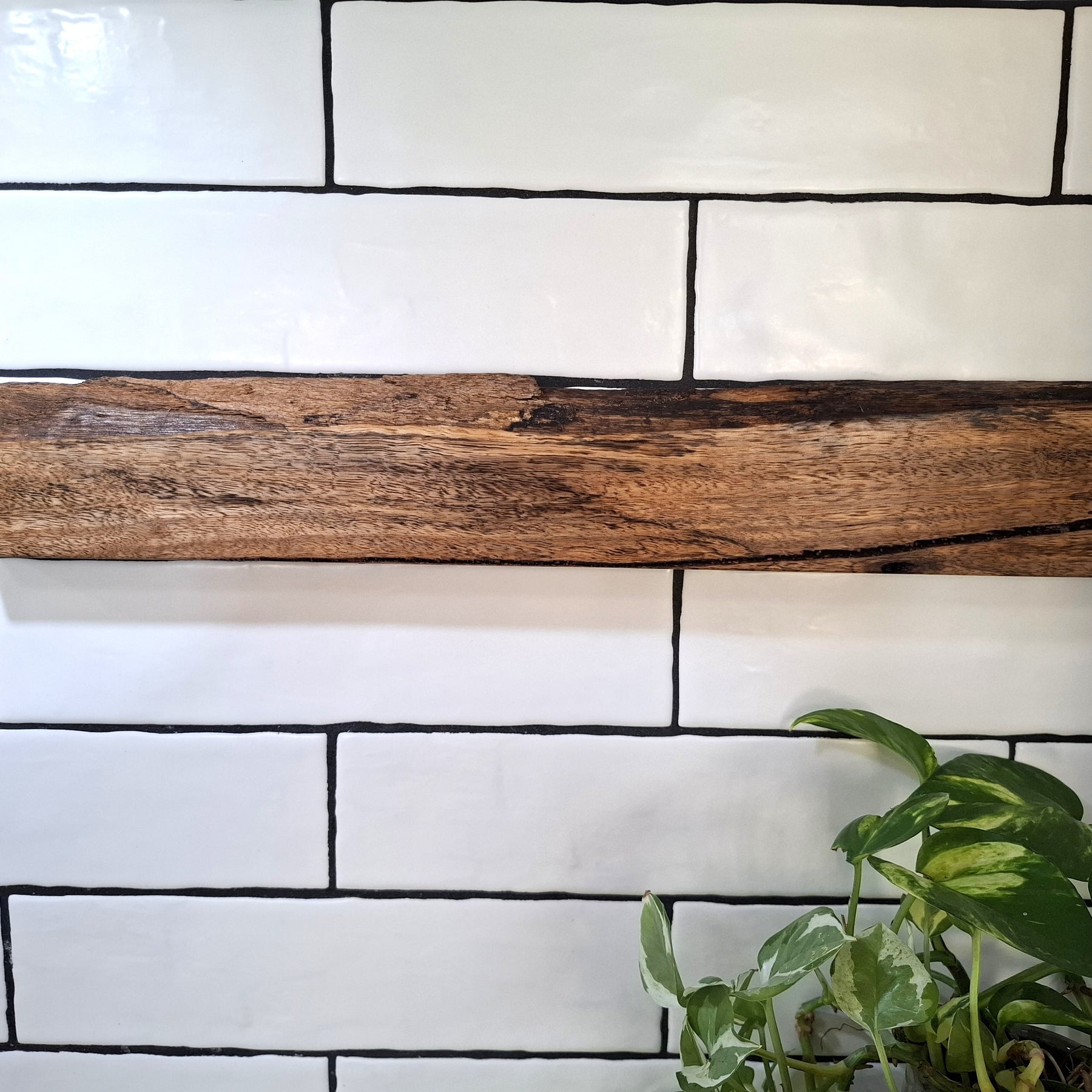 Handmade Wooden Magnetic Knife Holder: Wall-Mounted Kitchen Rack