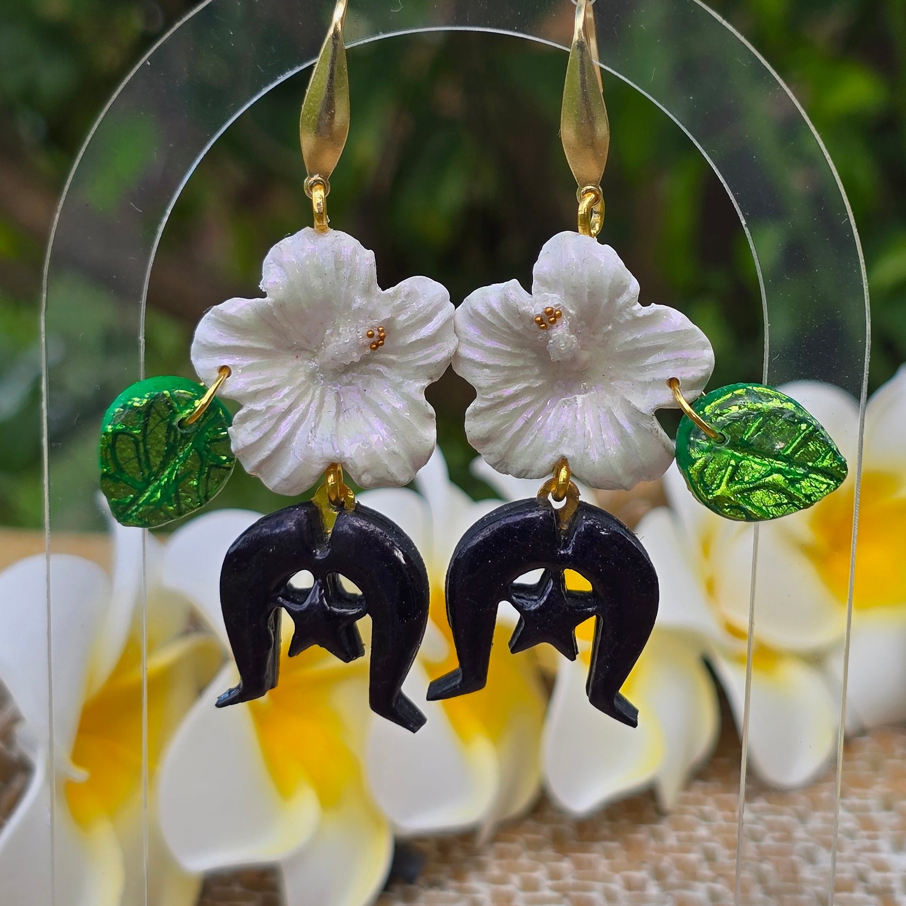Kokuam (Hibiscus) WHITE PRE-ORDER