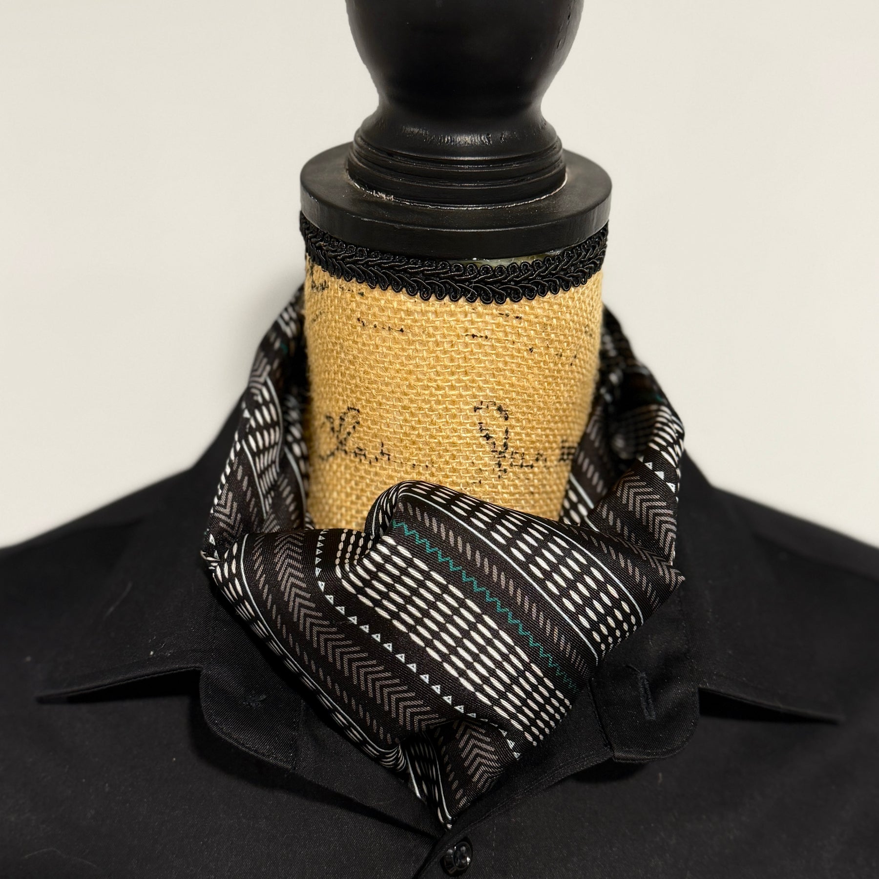 Cravat - Hypno