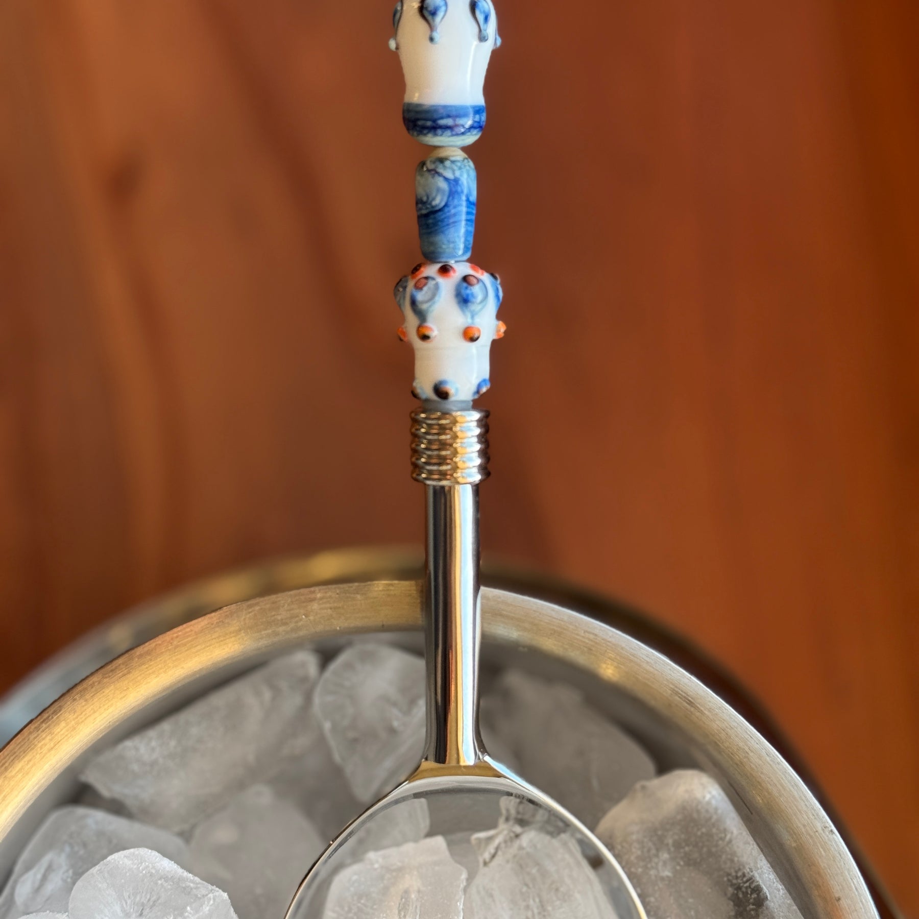 Nut or ice SCOOP with handmade BORRELLY BEAD #801