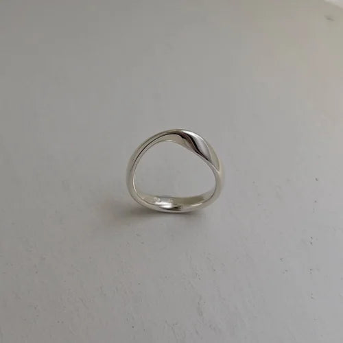 twisted ring highly polished