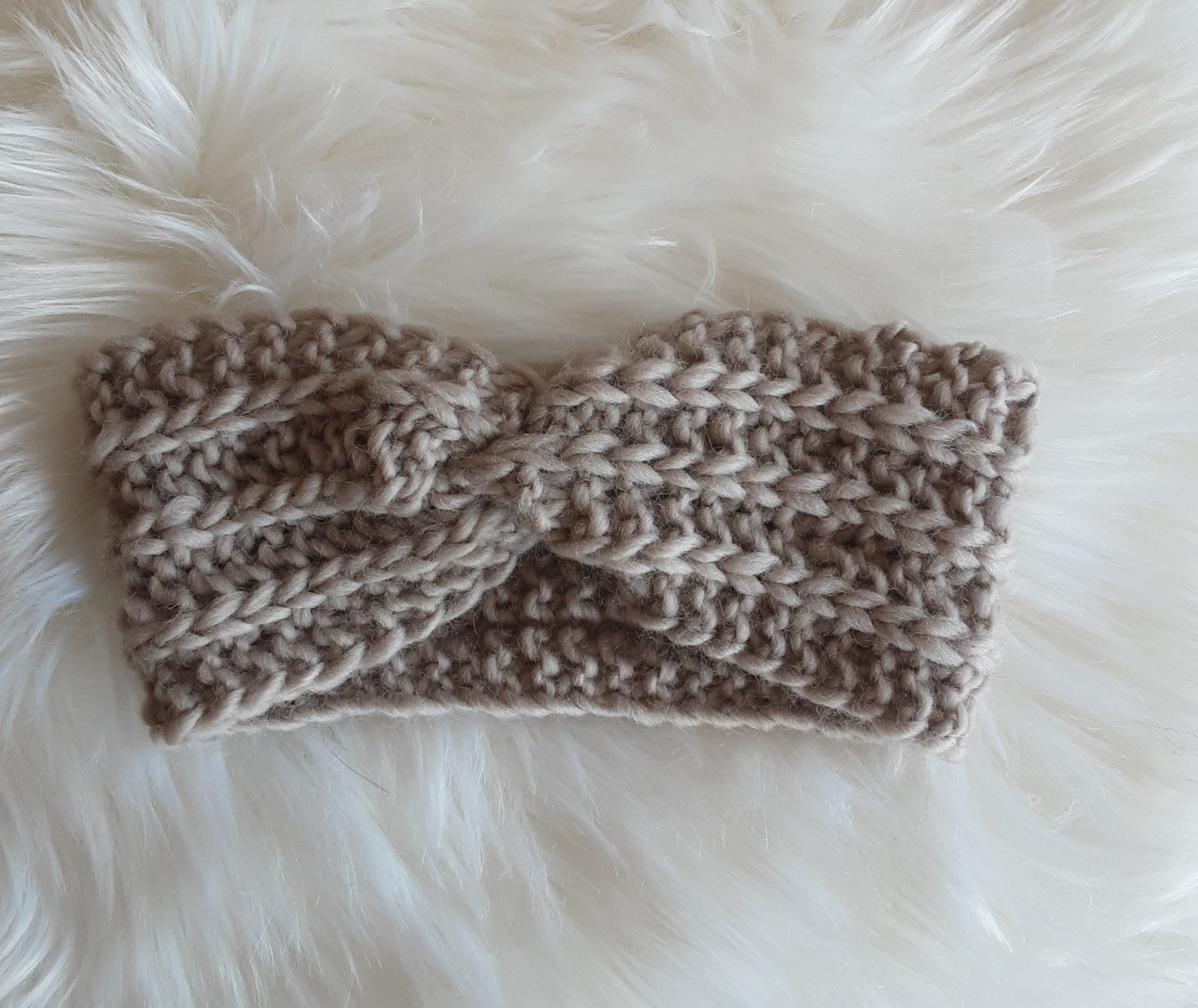 Handknitted pure wool headband