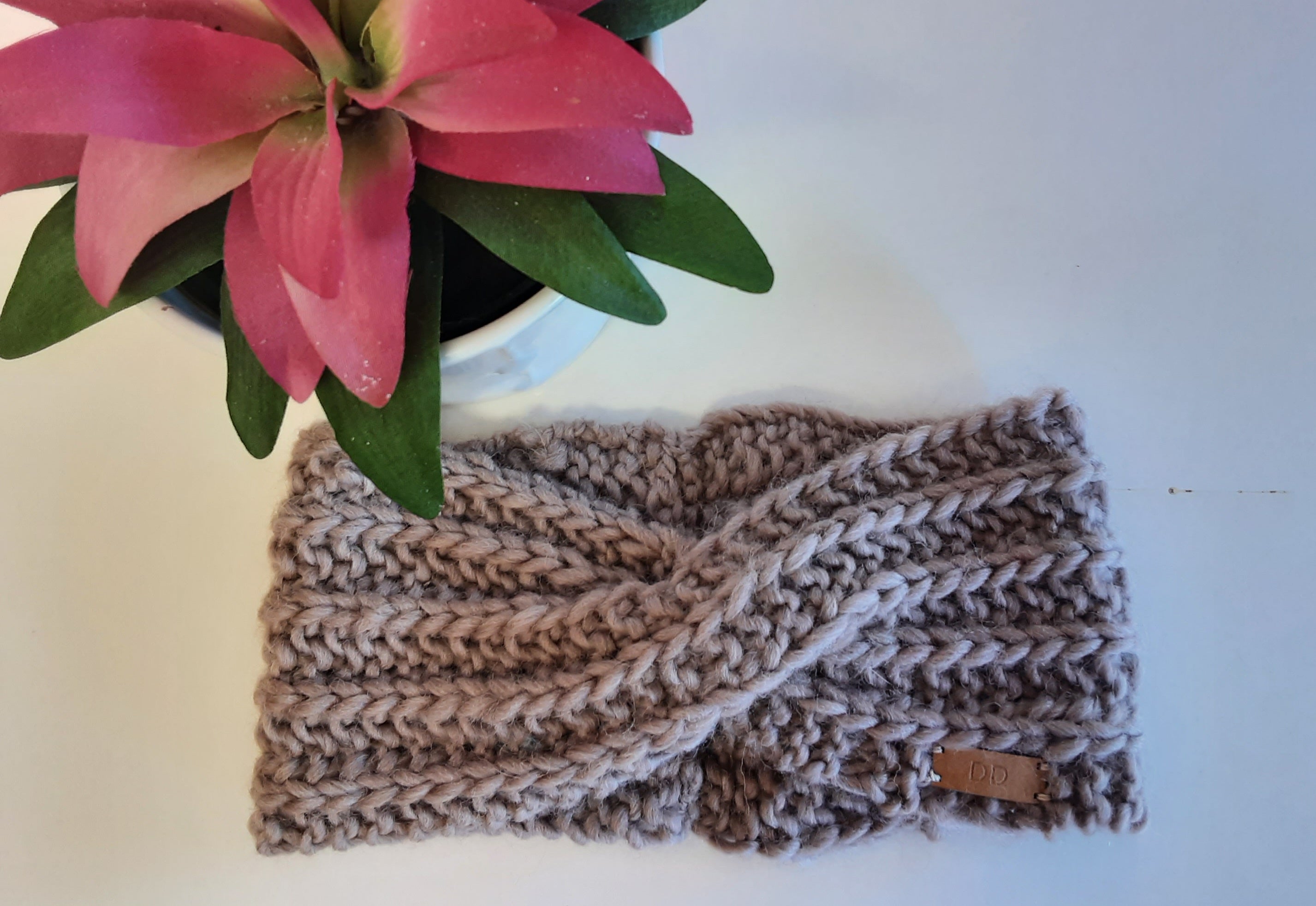 Handknitted pure wool headband