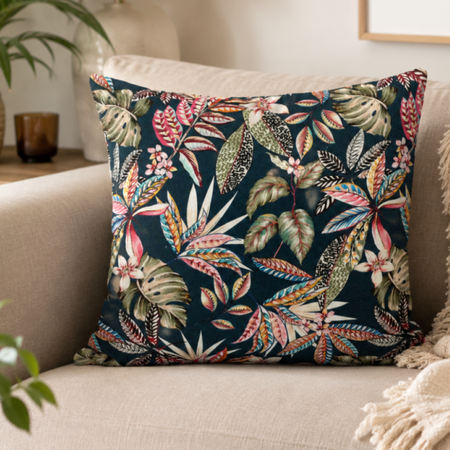 Green floral cushion covers: Classic design