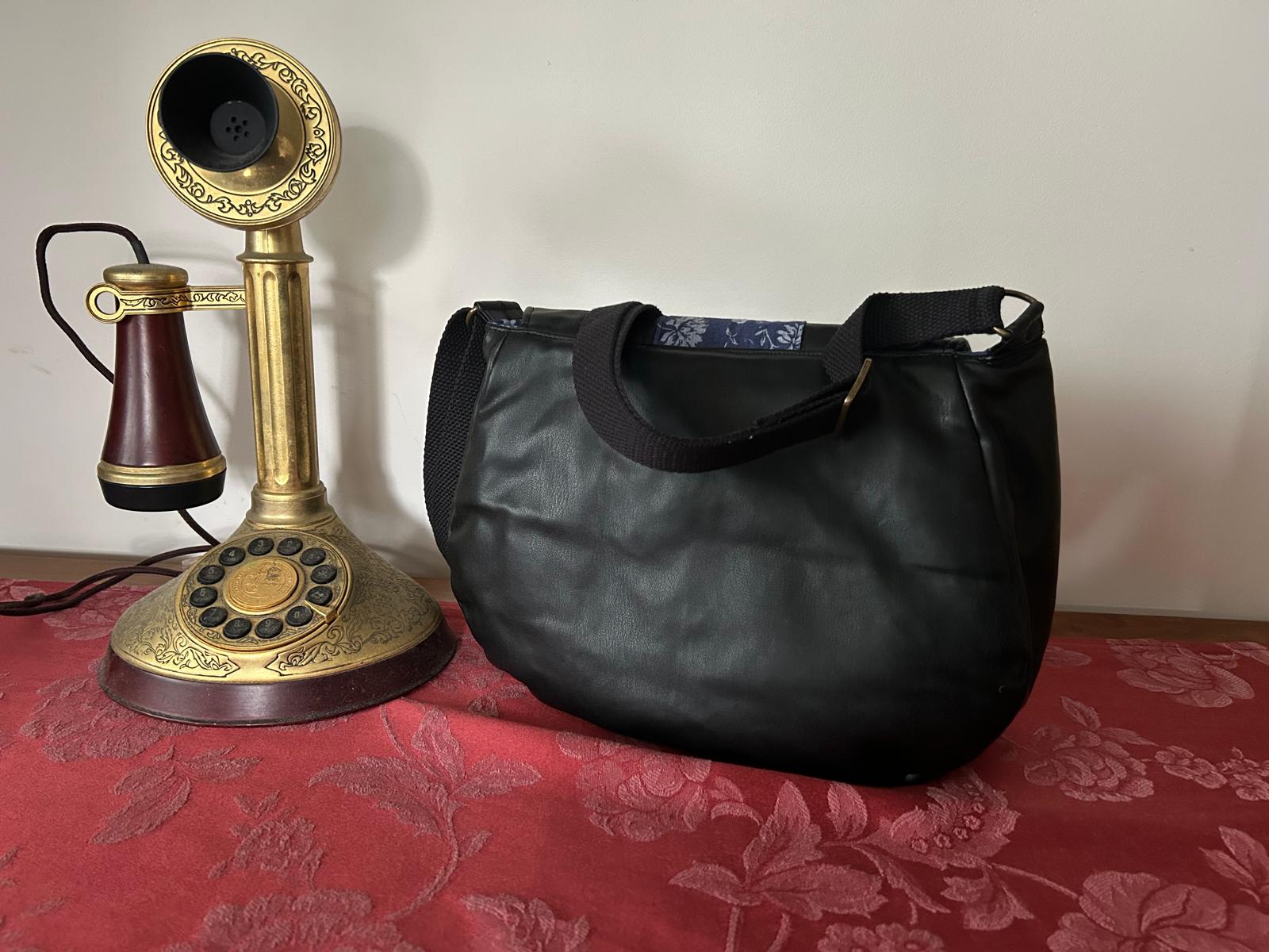 Sweetheart Crossbody Handbag