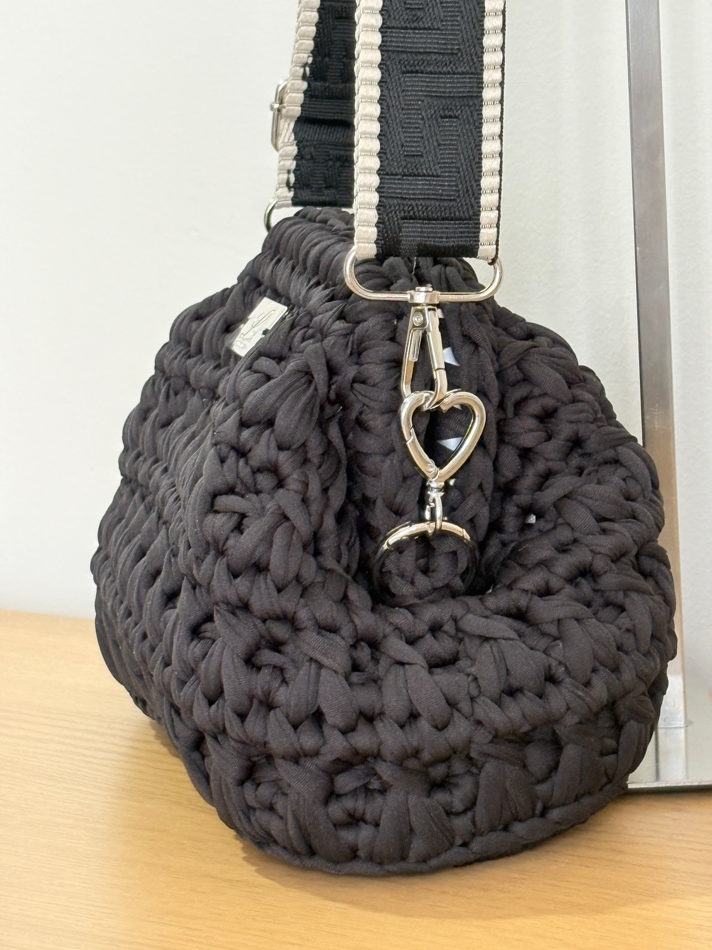 Moana Crossbody bag w/ aluminium bag opener