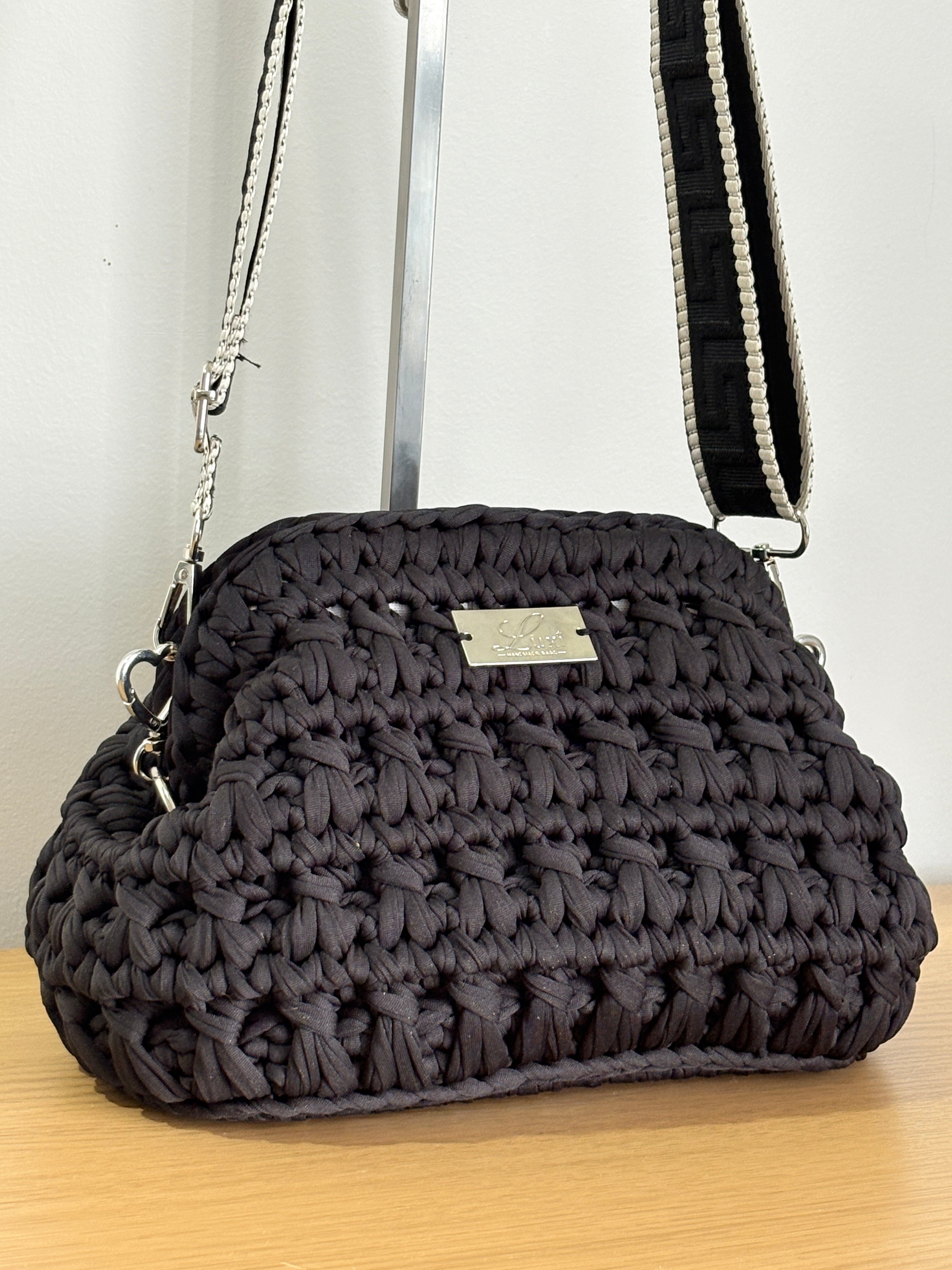 Moana Crossbody bag w/ aluminium bag opener