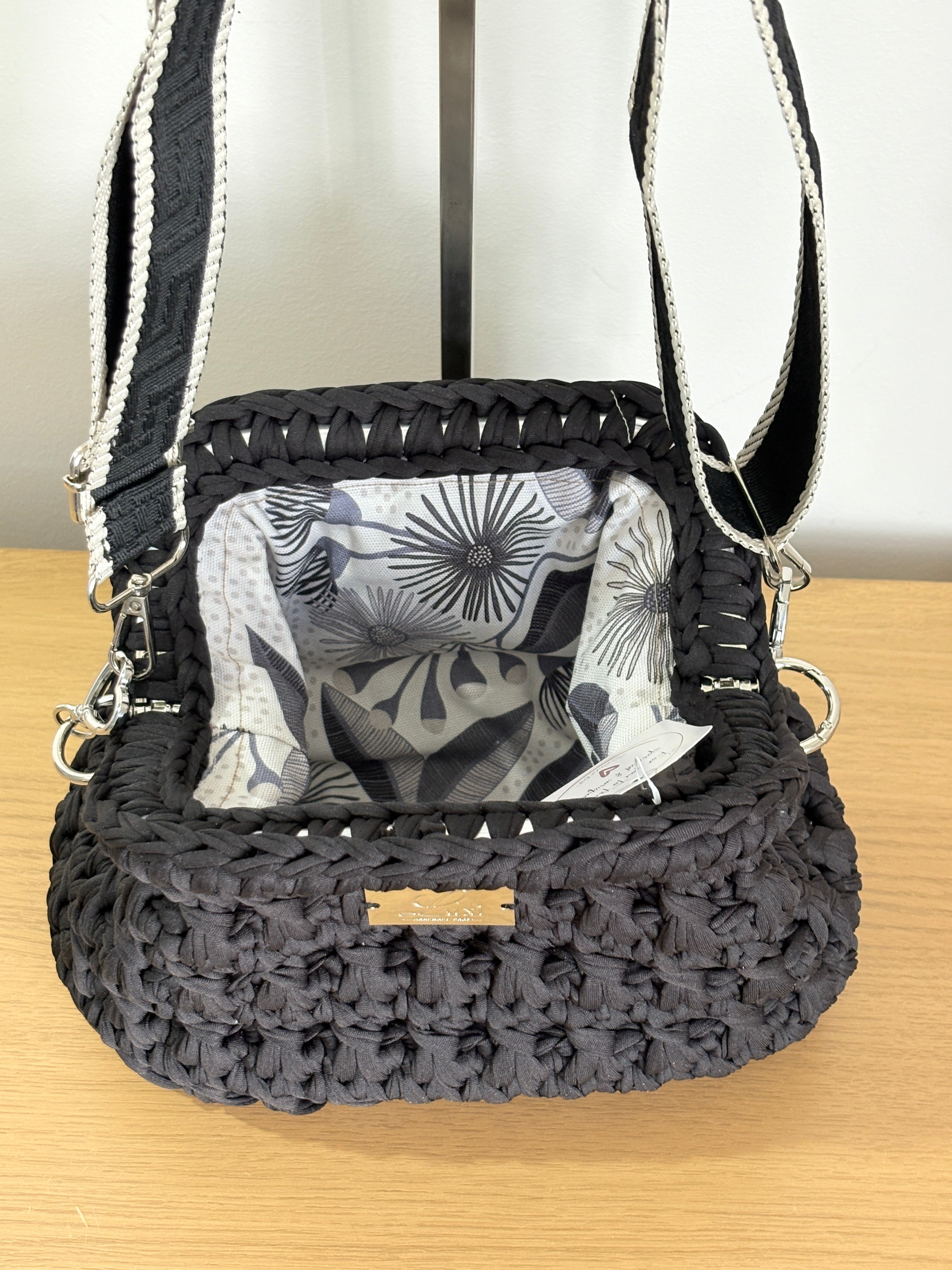 Moana Crossbody bag w/ aluminium bag opener