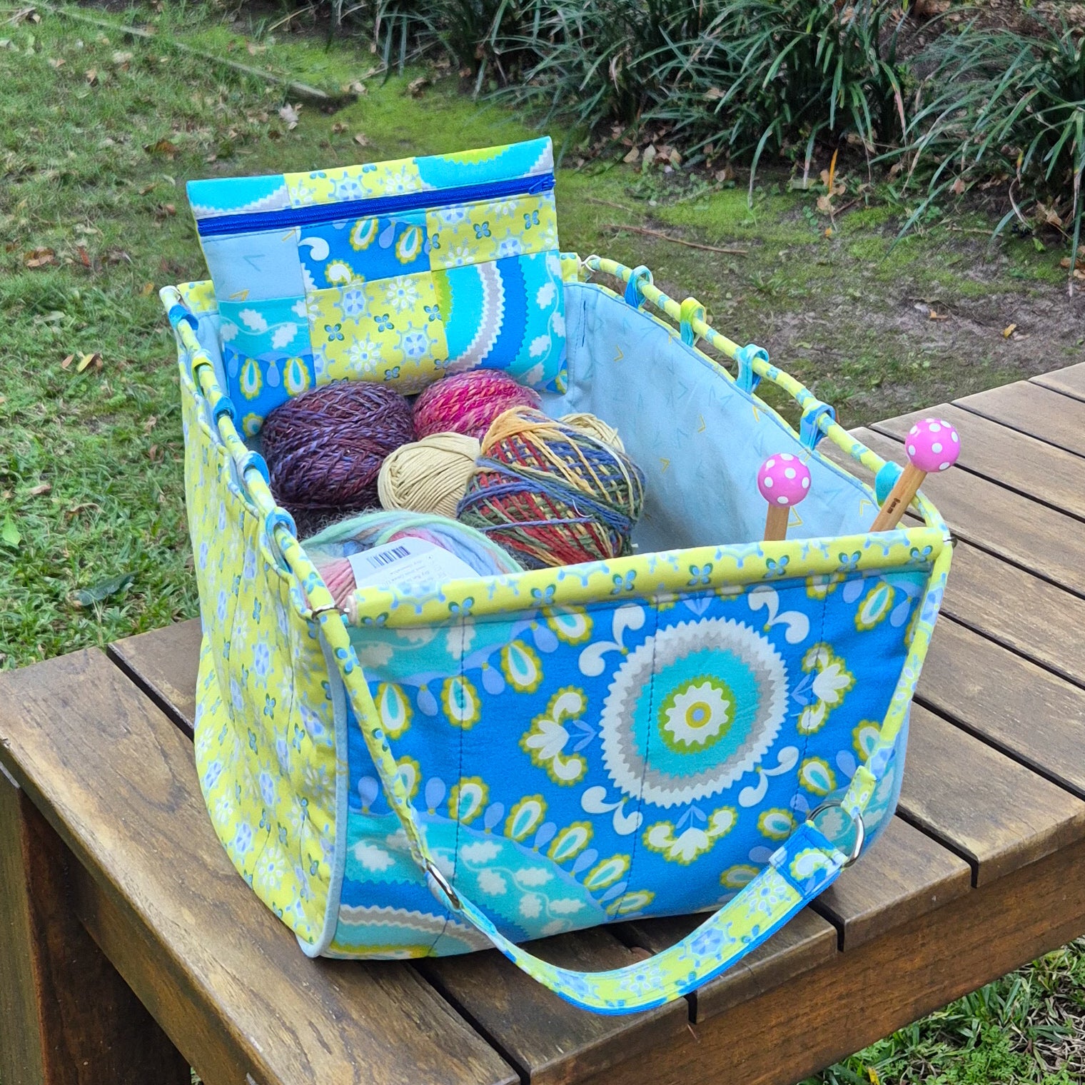 Large Knitting Project Bag – Convertible Shoulder Bag
