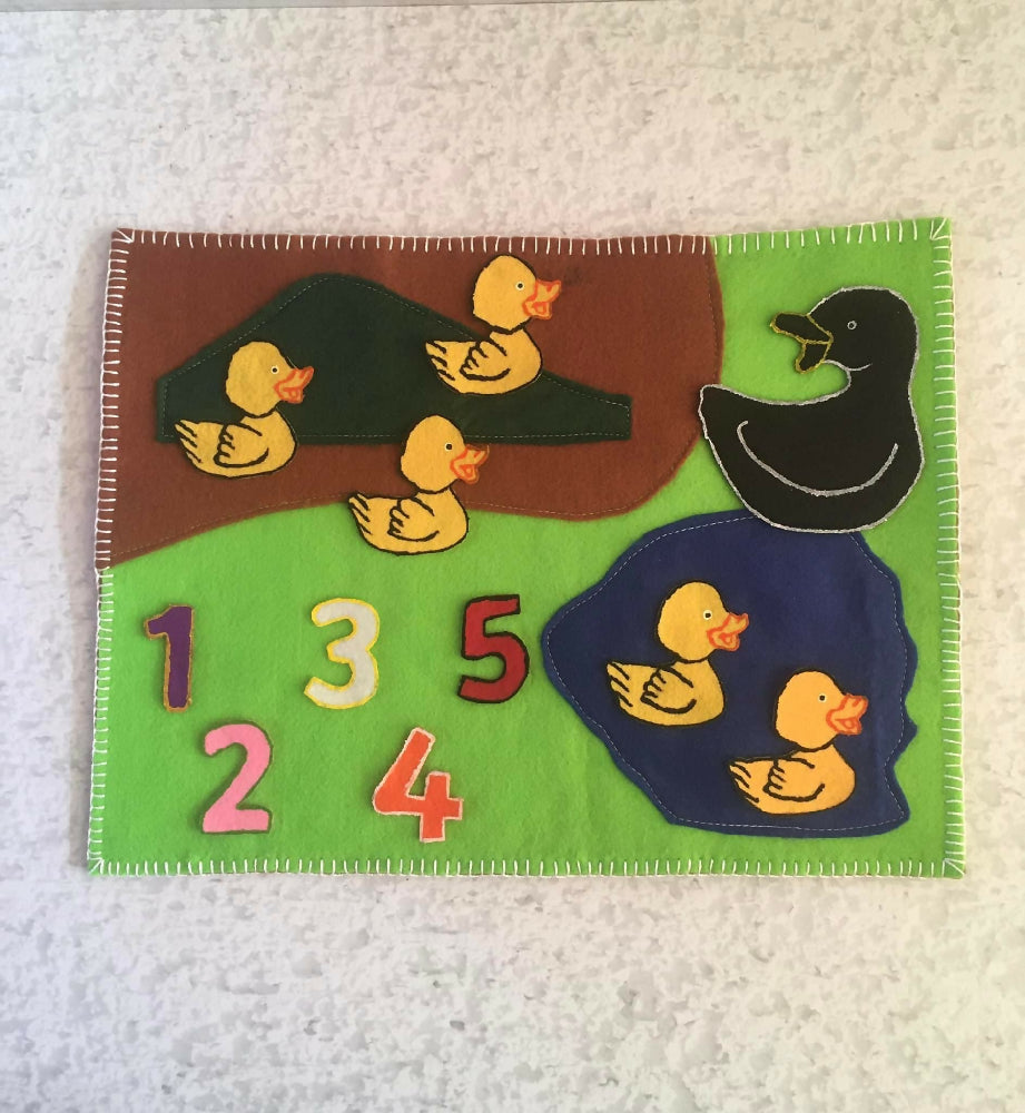 Five Little Ducks Felt Play Mat