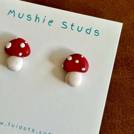 Mushie studs