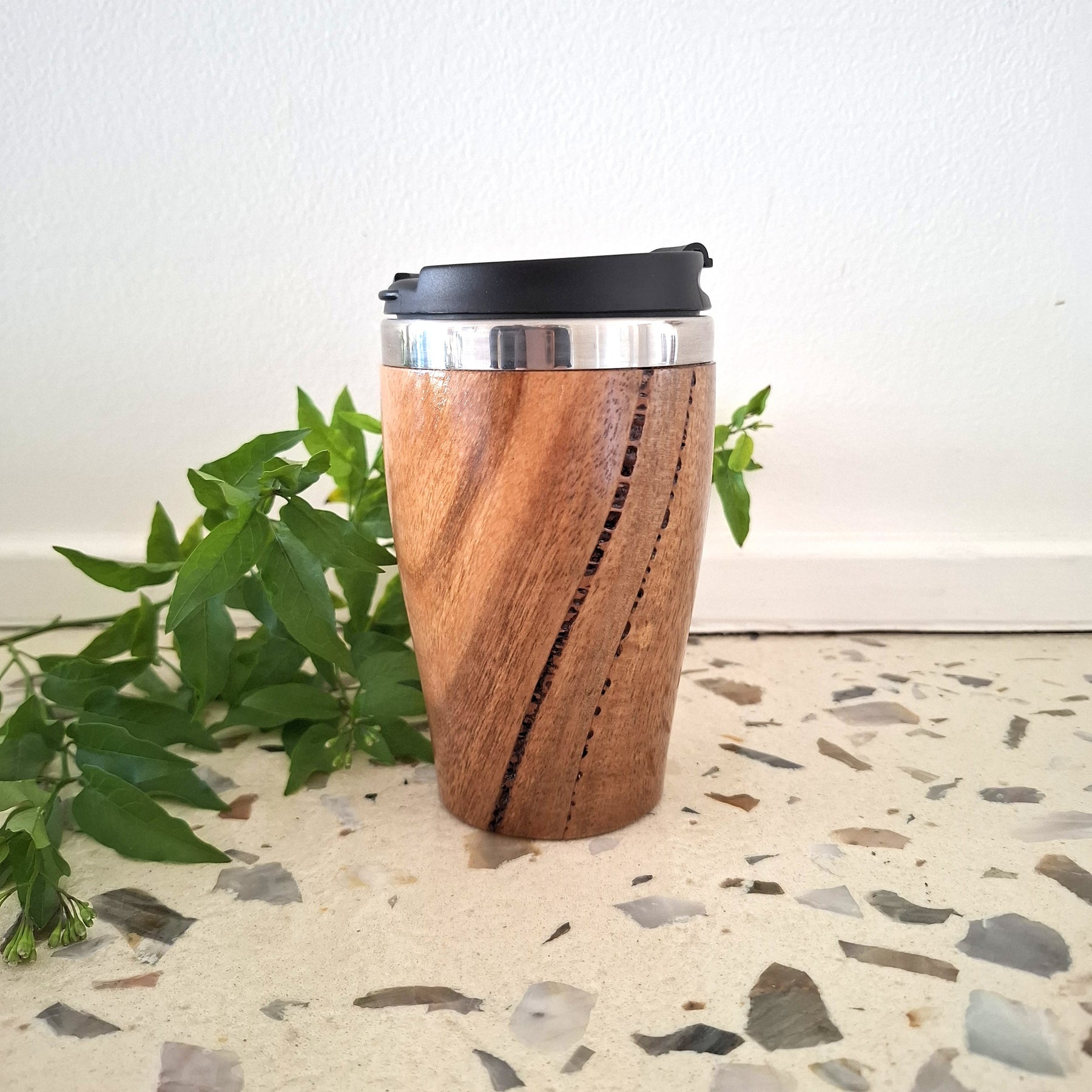 Handmade Wooden Travel Mug: Insulated Eco-Friendly Coffee Tumbler