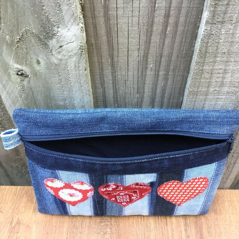 Upcycled_denim_pouch_04d