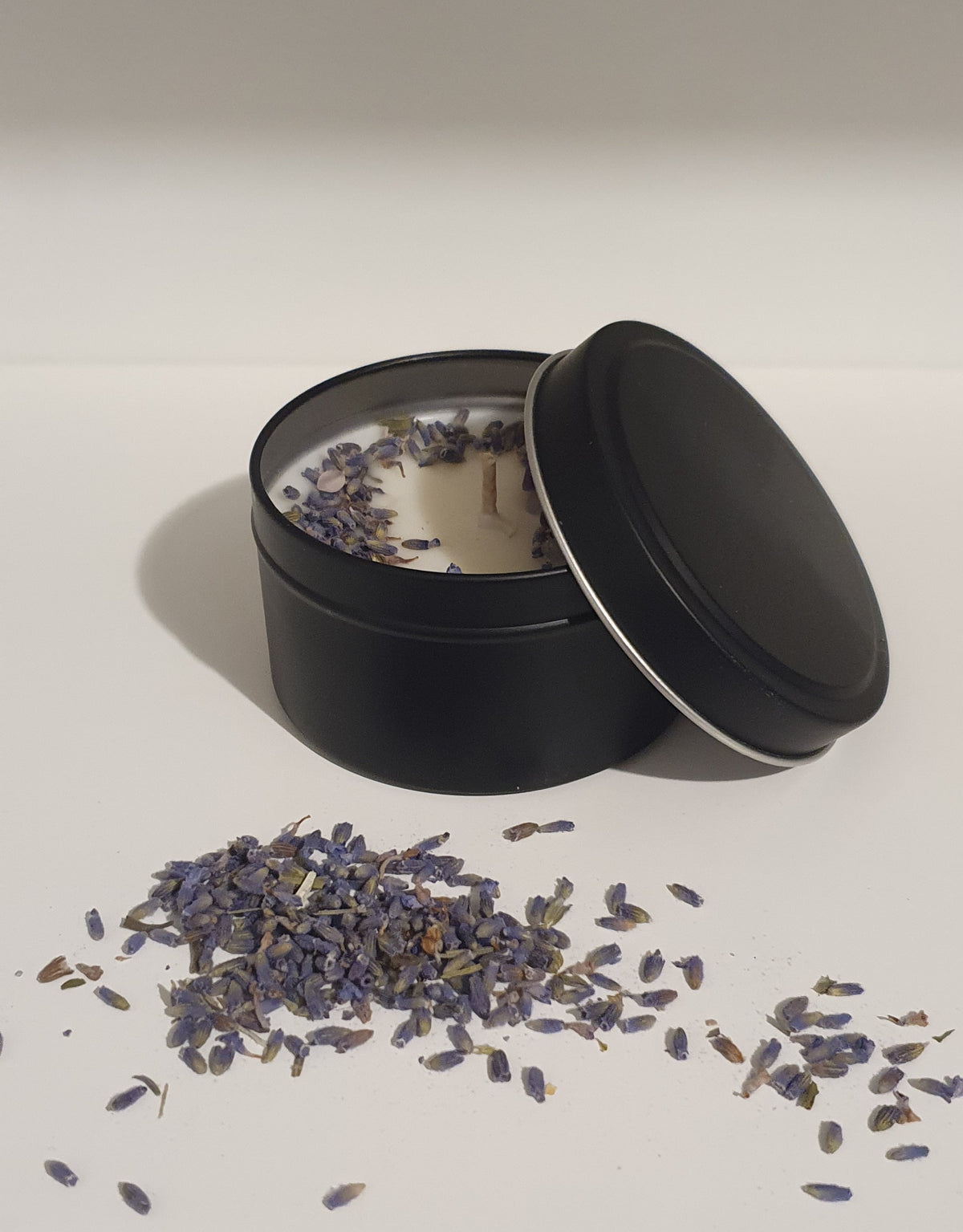 Soy Candle: Eco-Friendly, Gift Box With Ribbon, Light Fragrance, Handmade in Australia.