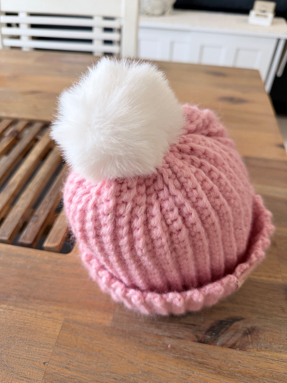 #124  Baby's Beanie with faux fur bobble