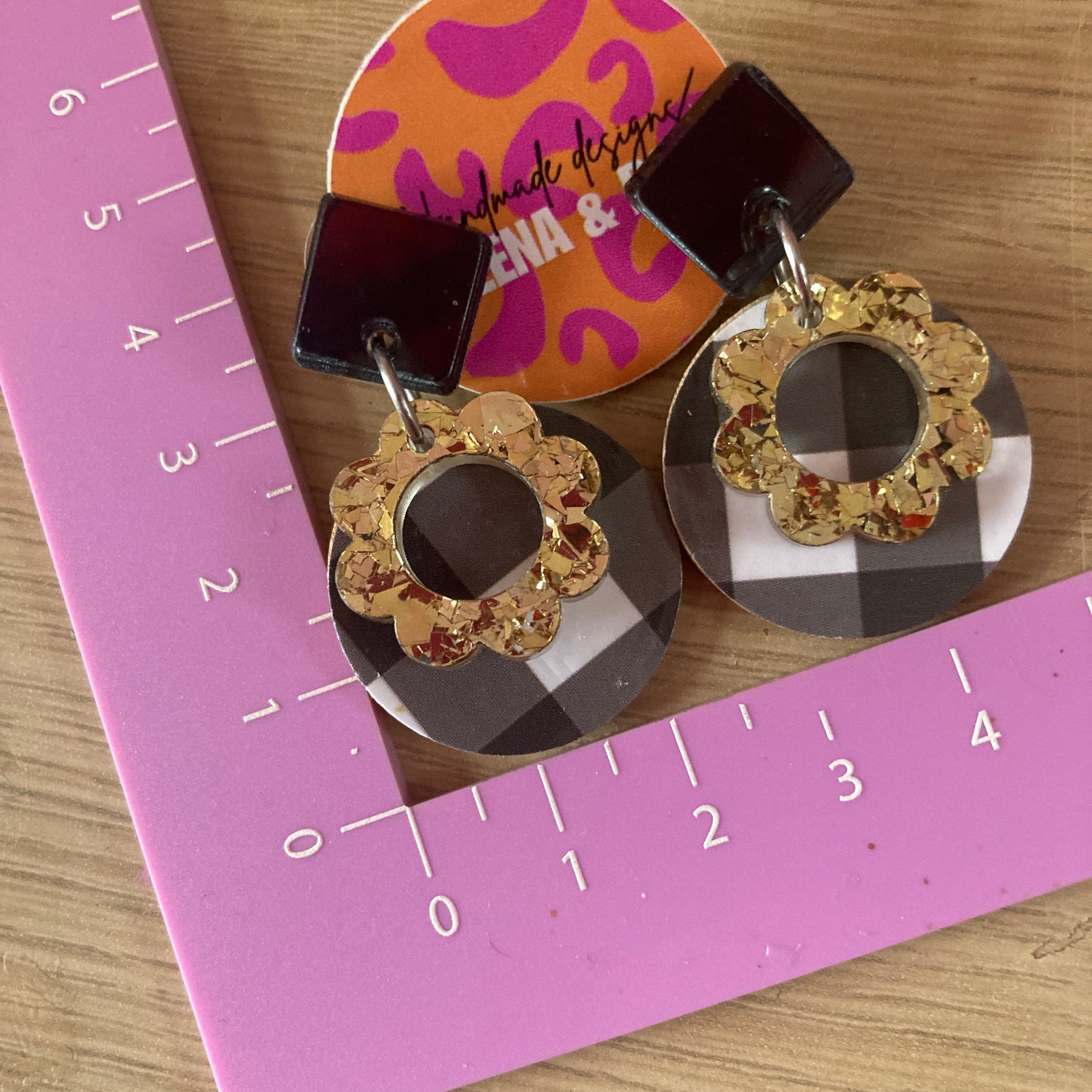 Gingham n’ gold earrings