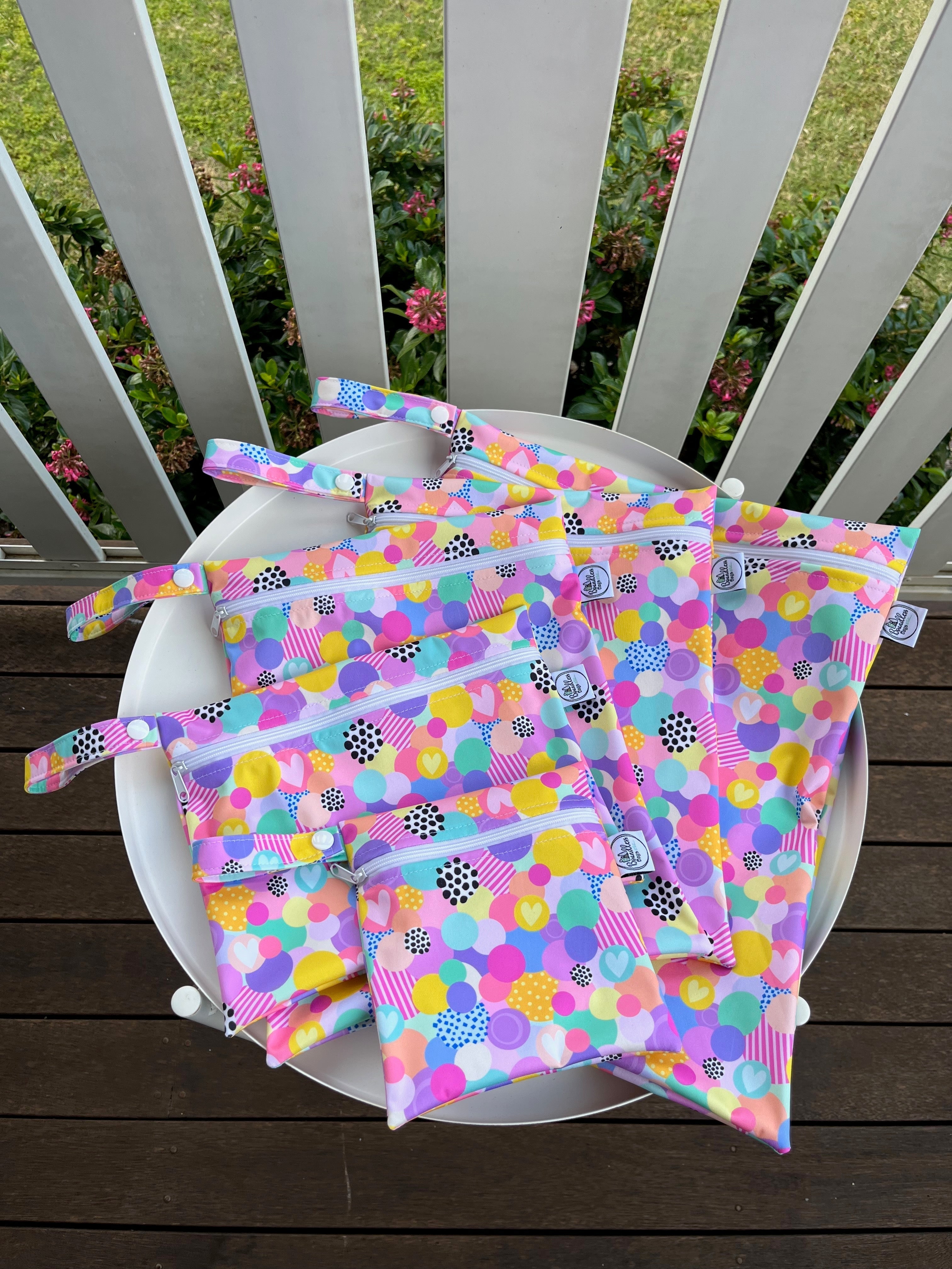 READY MADE Water-resistant wet bags - Love Bubble (Wonderland Design Co)