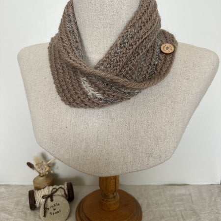 'Infinity' Viking Nalbinding Wool Cowl or Neck Warmer