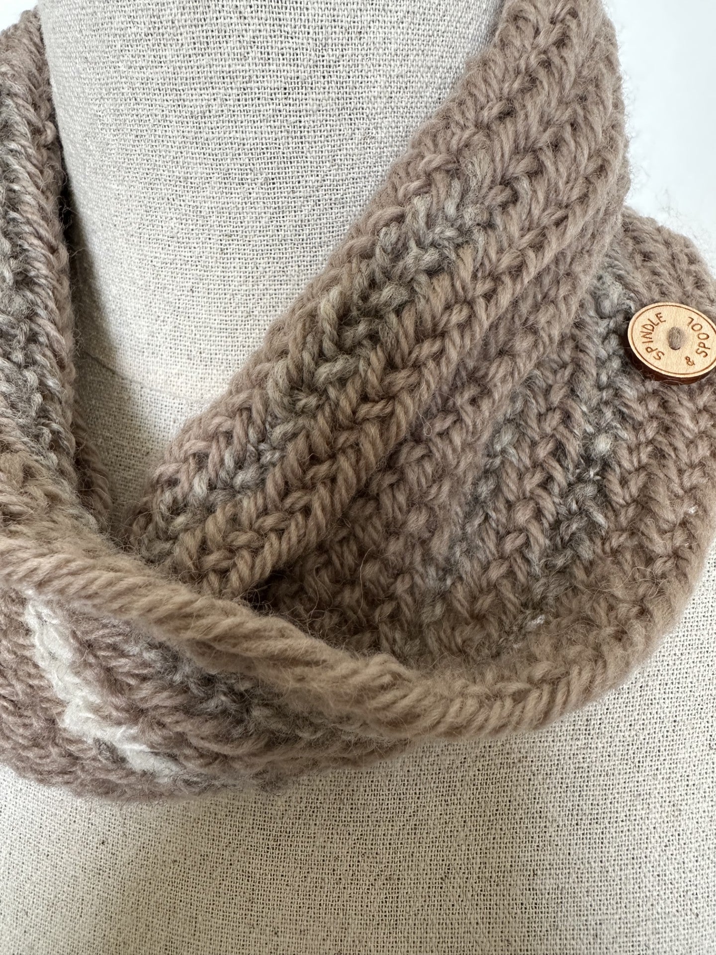 'Infinity' Viking Nalbinding Wool Cowl or Neck Warmer