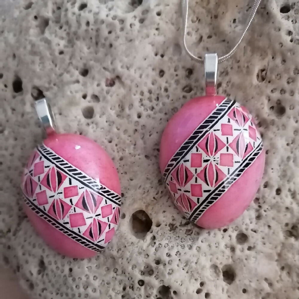Pink Band Half Quail Egg Pendant & Chain