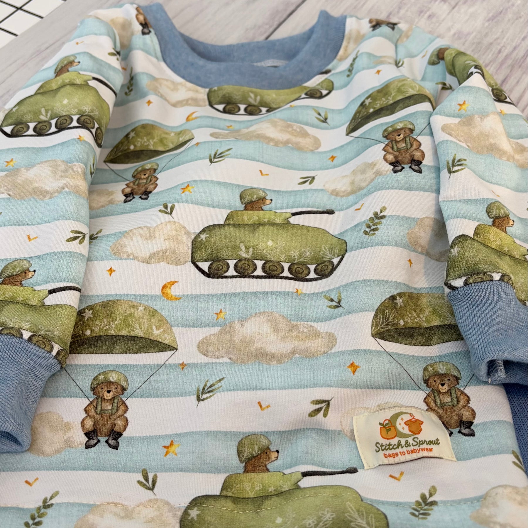 COMBAT BEARS STRIPE TOP & PANTS 6-9 months