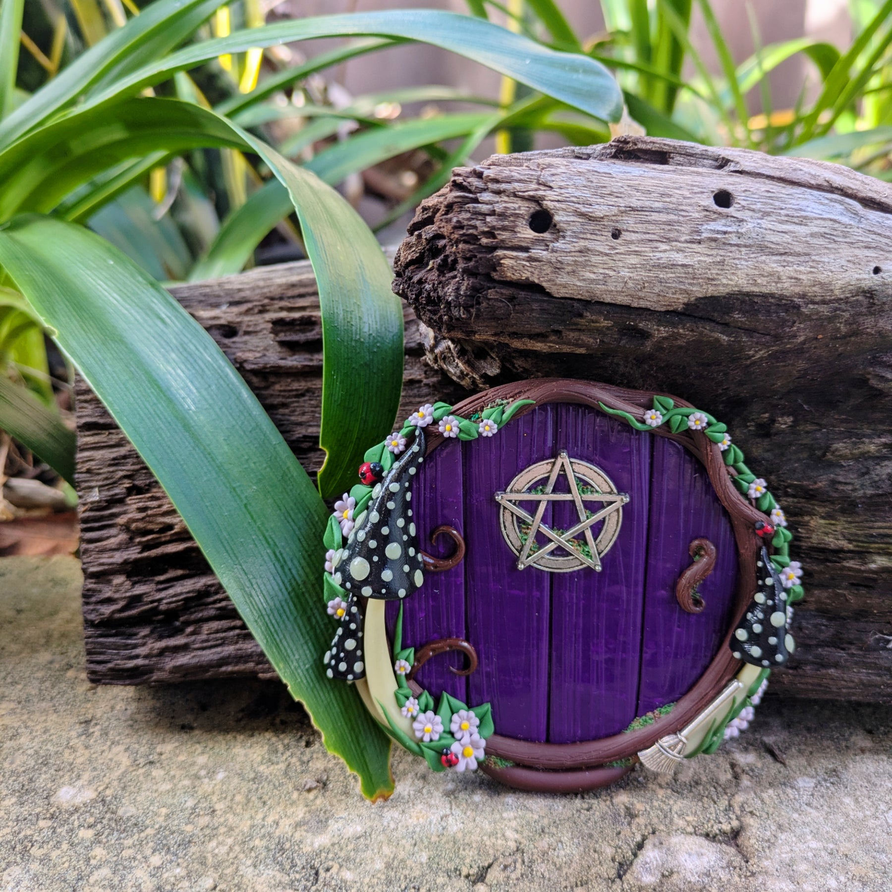 Witchy Hobbit style Door – Hand Sculpted Fairy Door