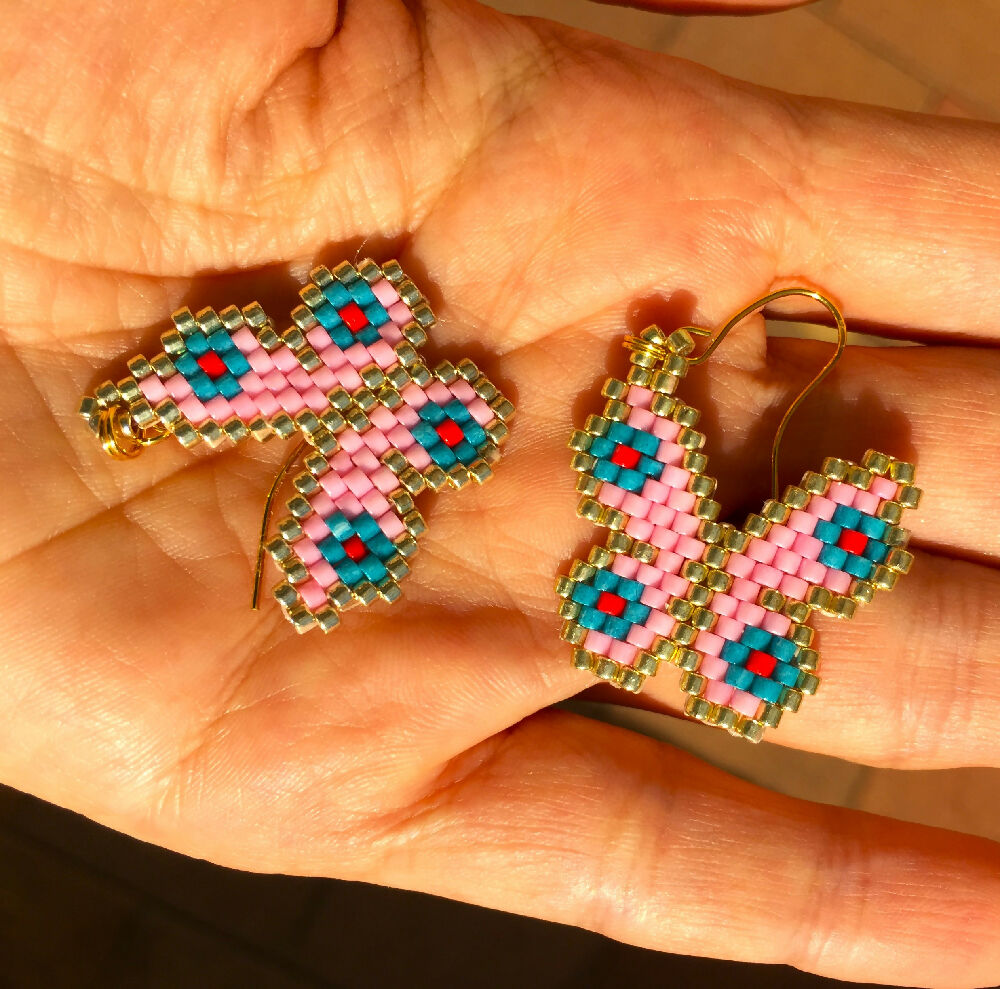 Naryanabeads butterfly beaded earrings