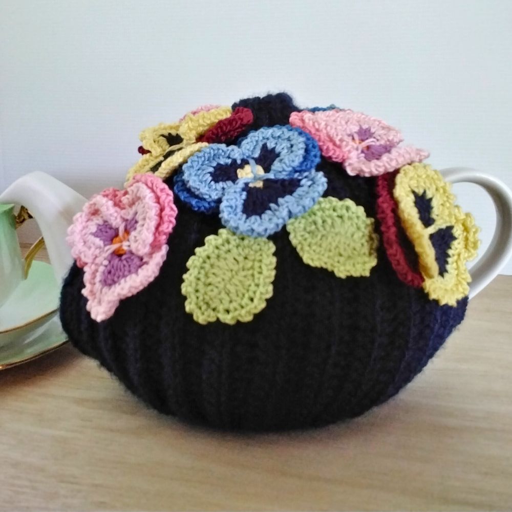 Dark Blue Pansy Medium Teacosy
