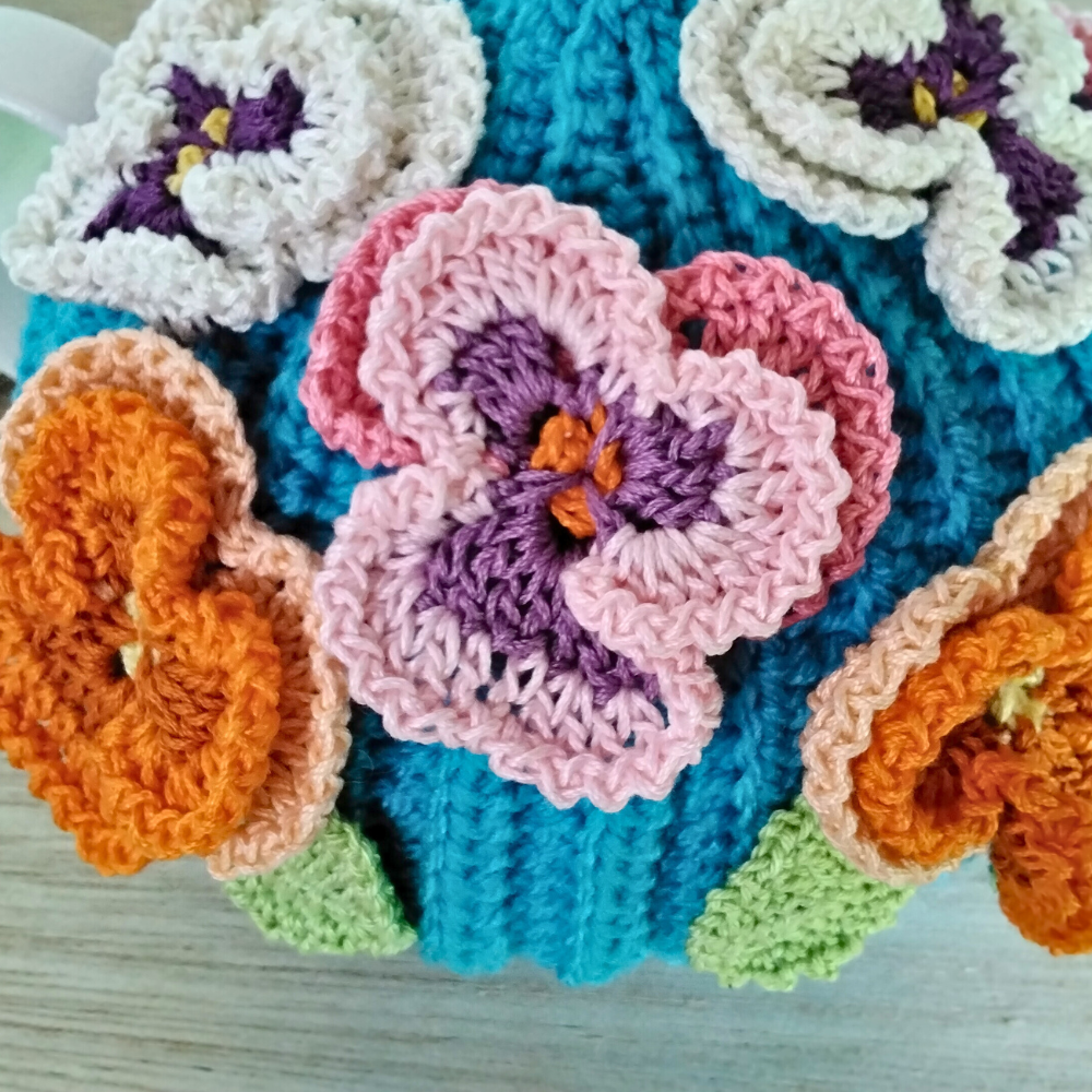 Bright Blue Pansy Medium Teacosy