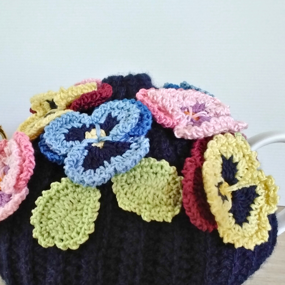 Dark Blue Pansy Medium Teacosy