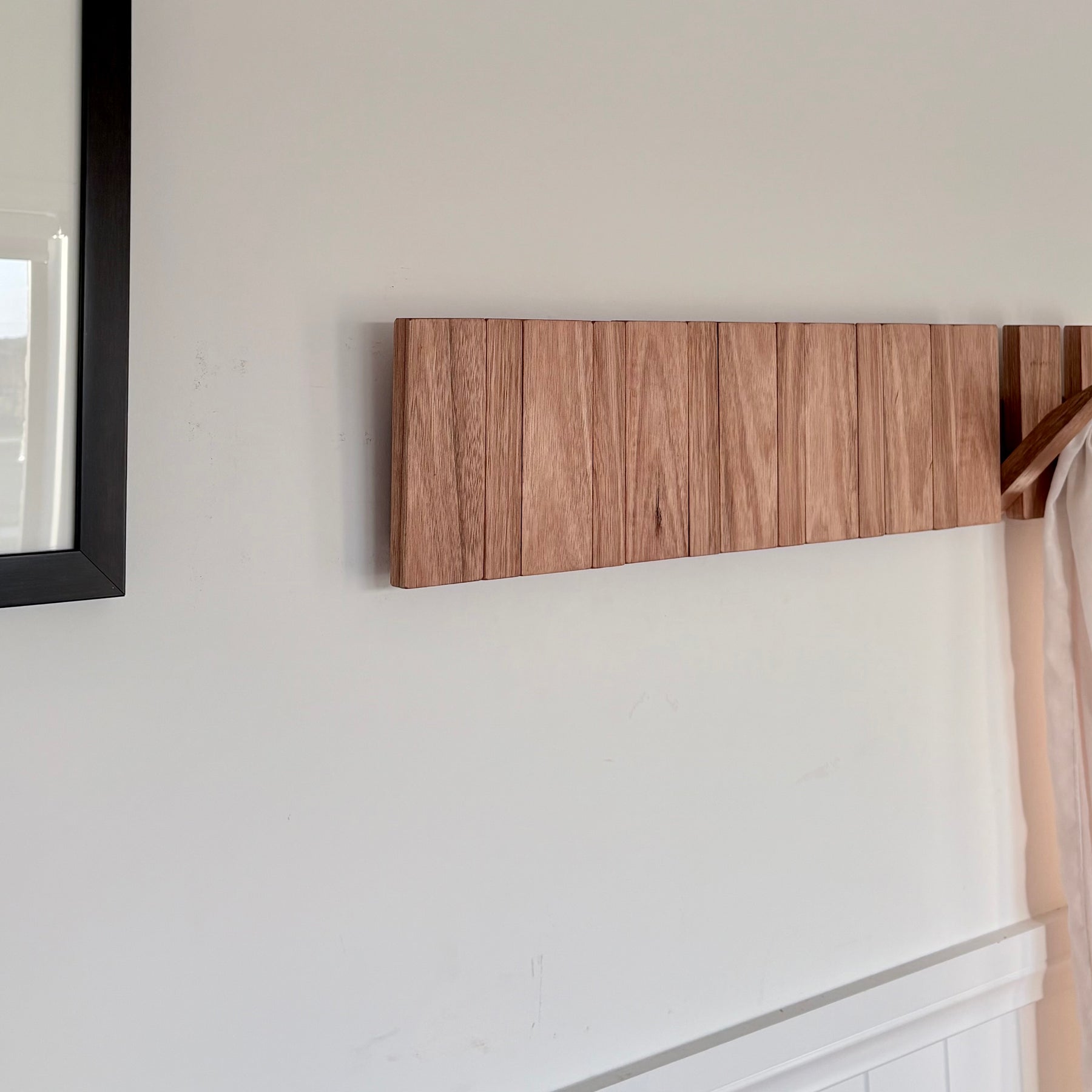 Silver top ash Horizon line coatrack