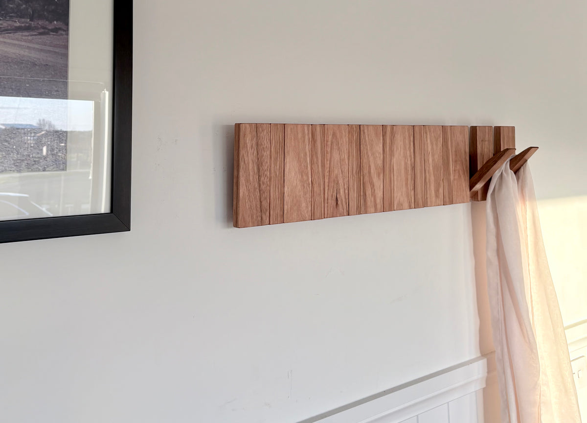 Silver top ash Horizon line coatrack