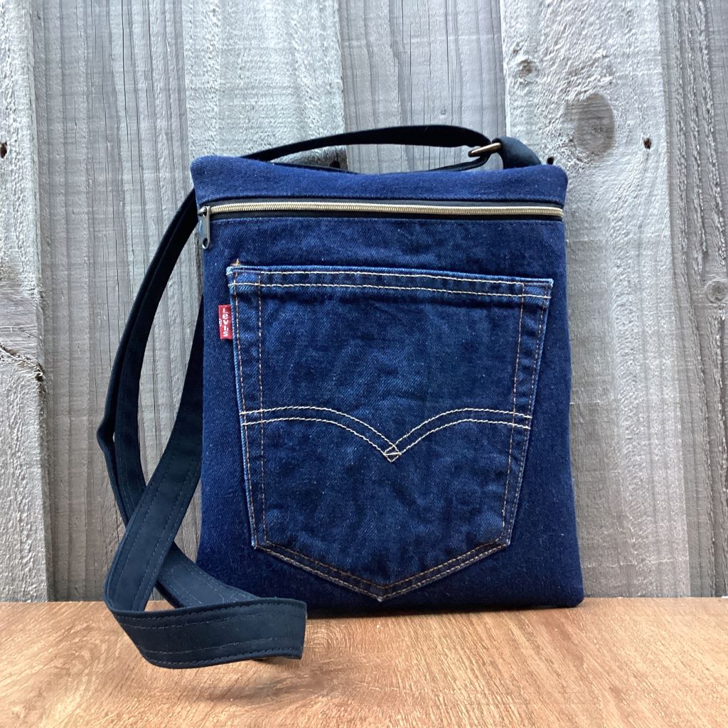 Upcycled Denim Crossbody Bag – Levis Back Pocket