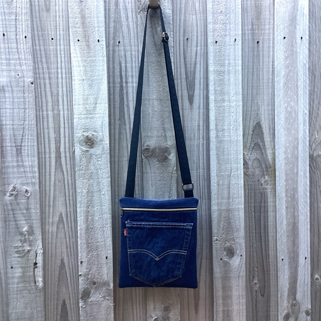 Upcycled Denim Crossbody Bag – Levis Back Pocket