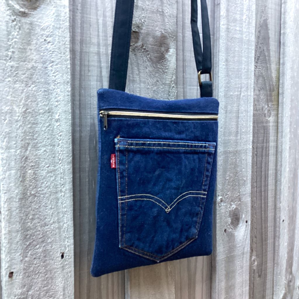 Upcycled Denim Crossbody Bag – Levis Back Pocket