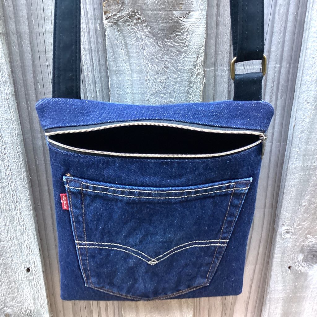 Upcycled Denim Crossbody Bag – Levis Back Pocket