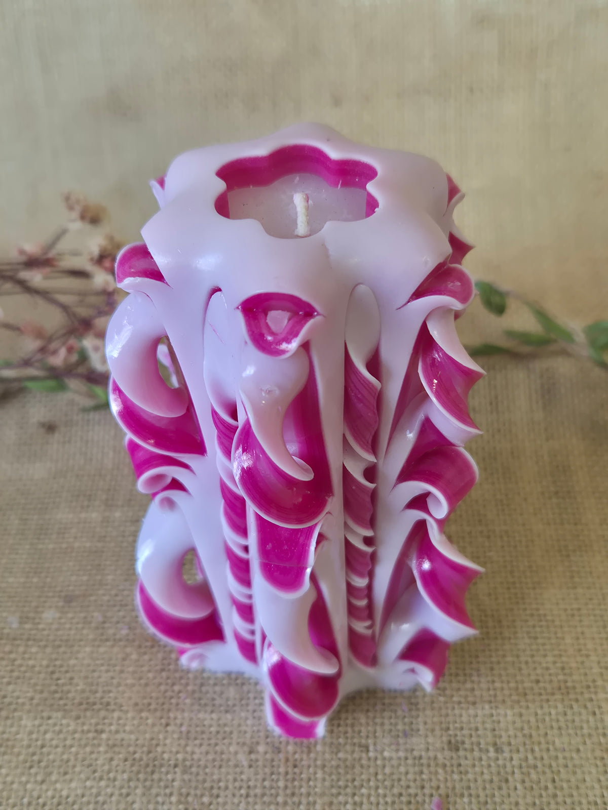 White and Pink 13cm