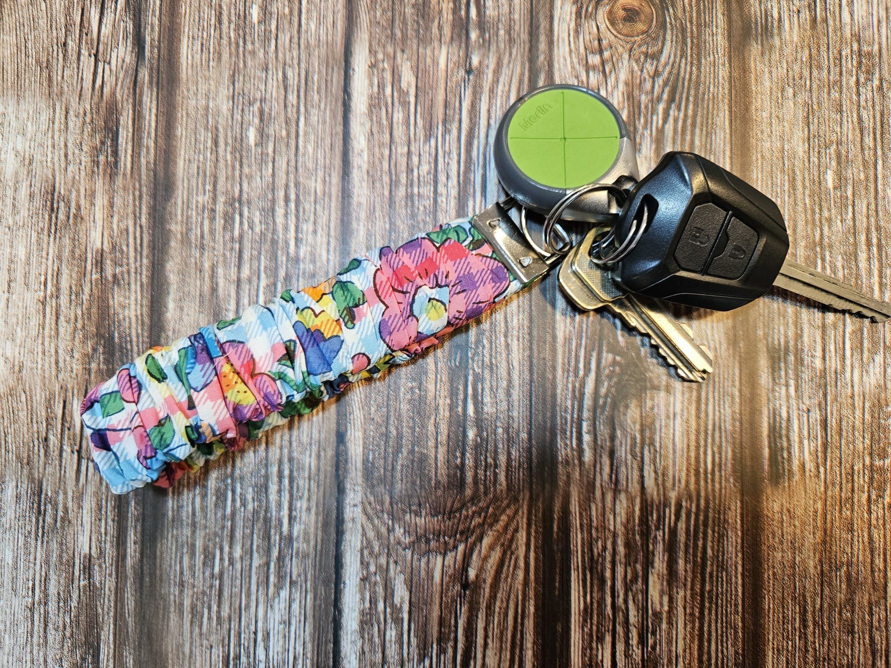 Liberty Wristlet & Key Chain