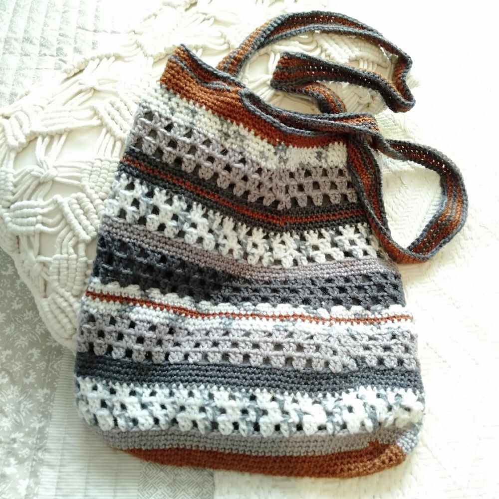 Hobo-bag-grey-brown-1