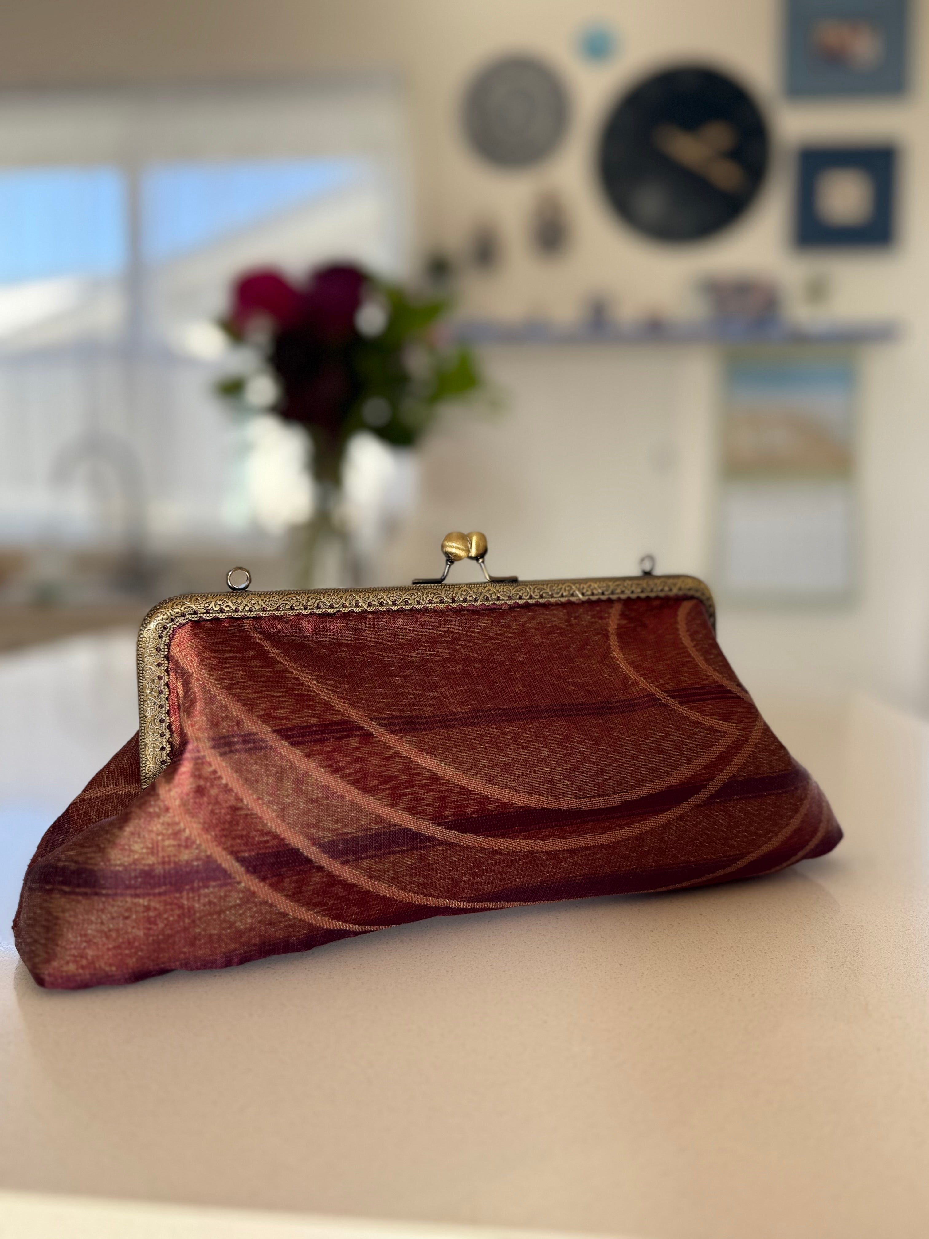 Flower shaped quilted 3-in-1 bag/ clutch