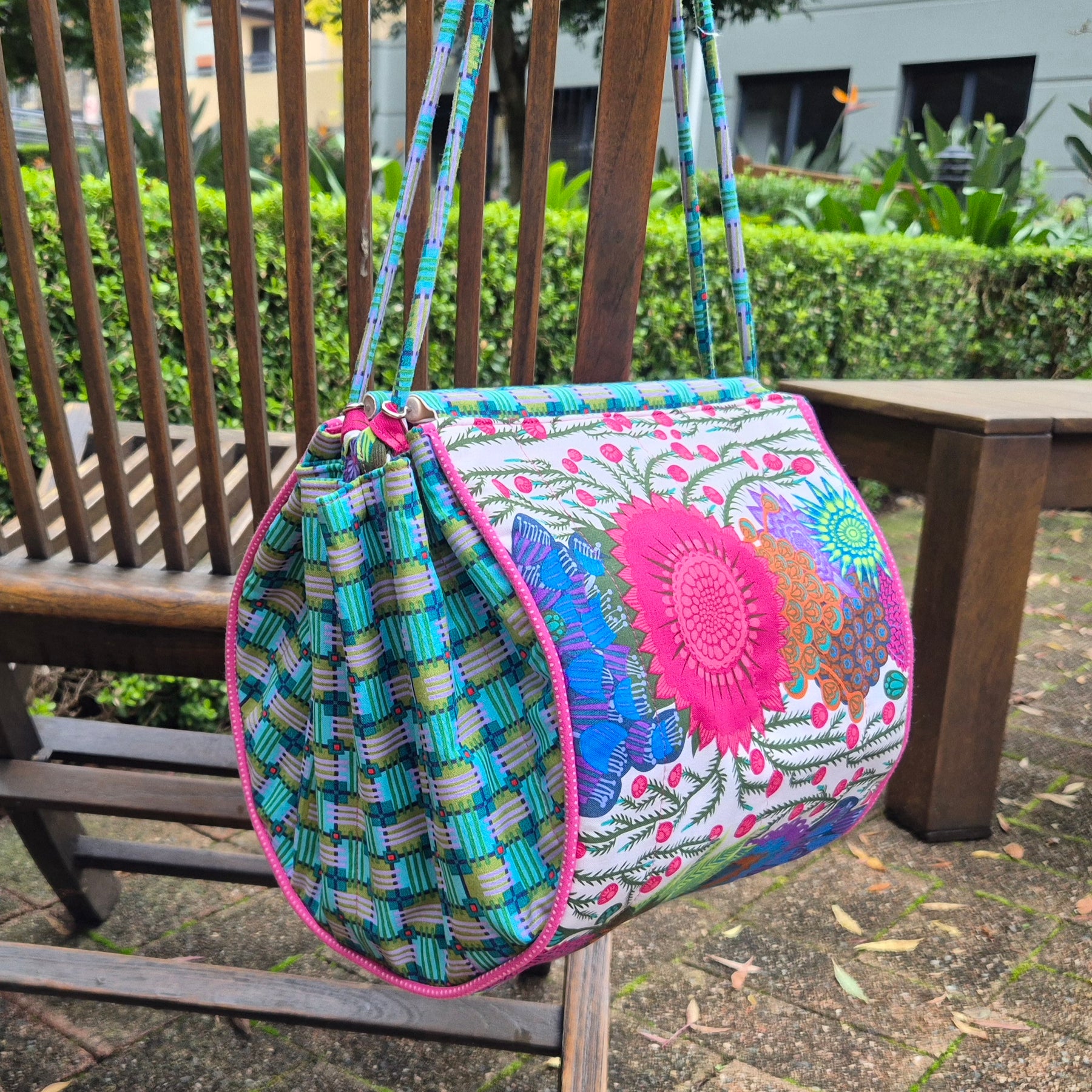 Large Knitting Project Bag – Convertible Shoulder Bag